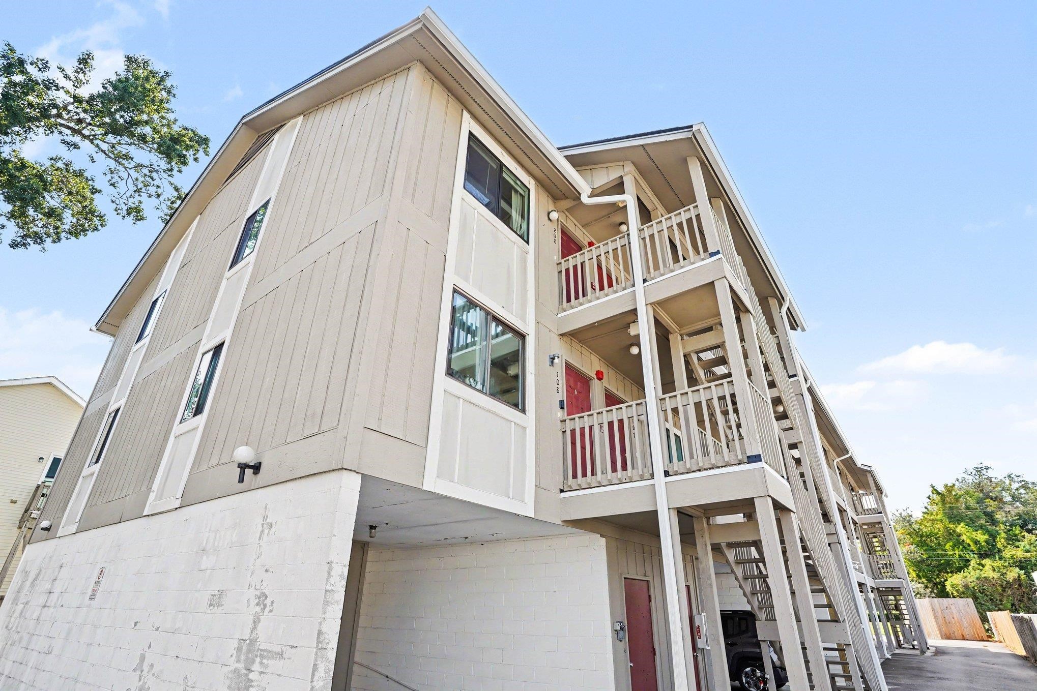 603 Wagon Wheel Rd. Property Photo 18