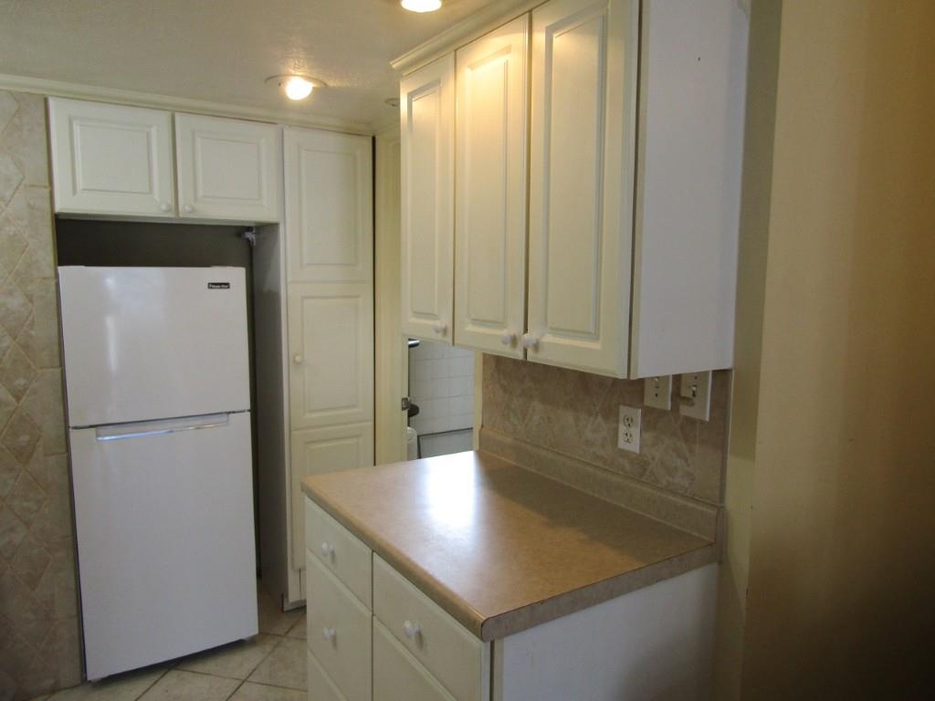 2202 Perrin Dr. Property Photo 8