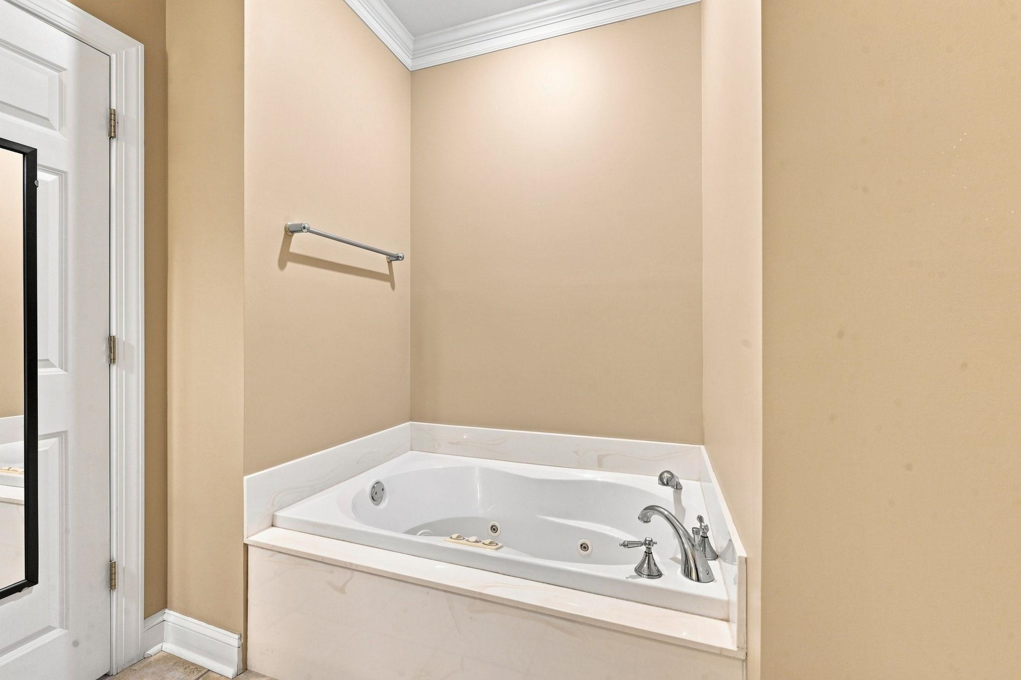 616 Oxbow Dr. Property Photo 23