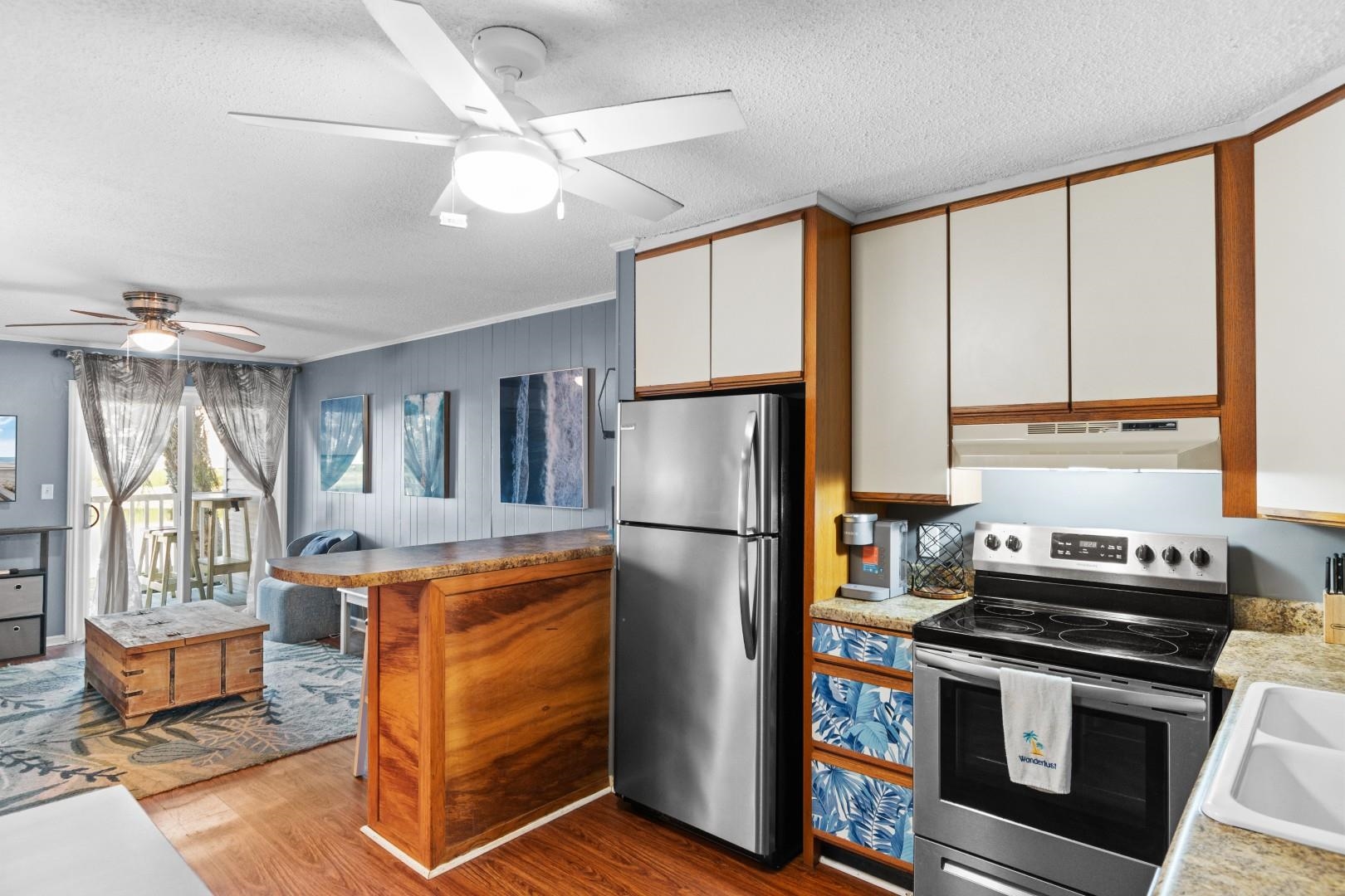 1919 Spring St. Property Photo 7