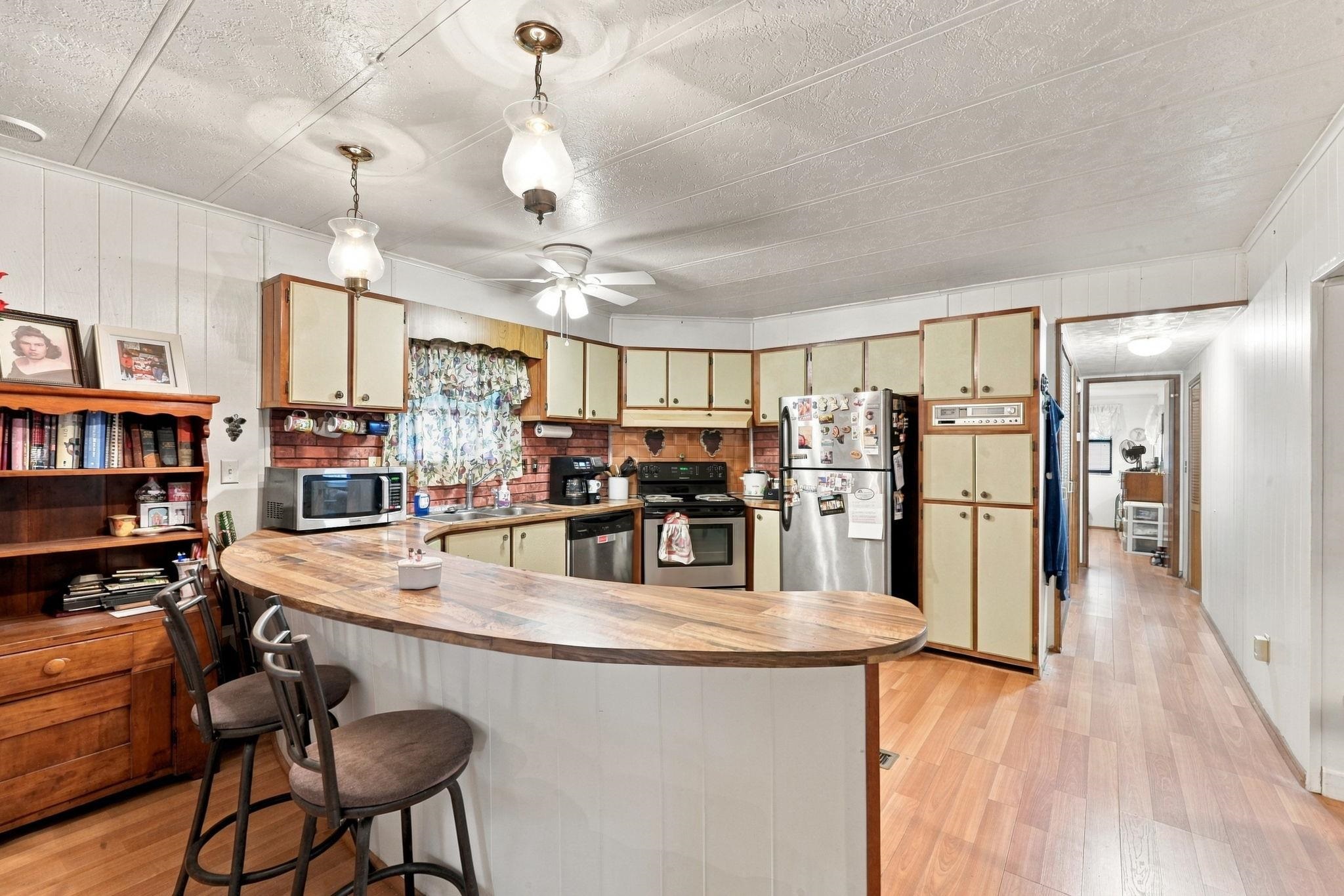 15 Dover St. Property Photo 10