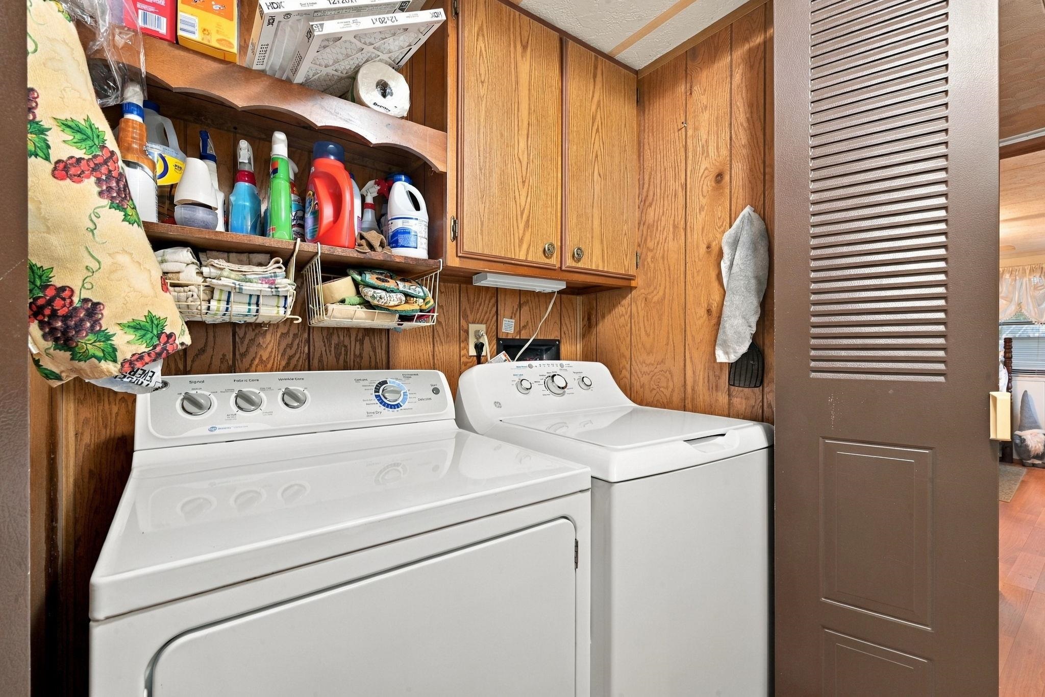 15 Dover St. Property Photo 16