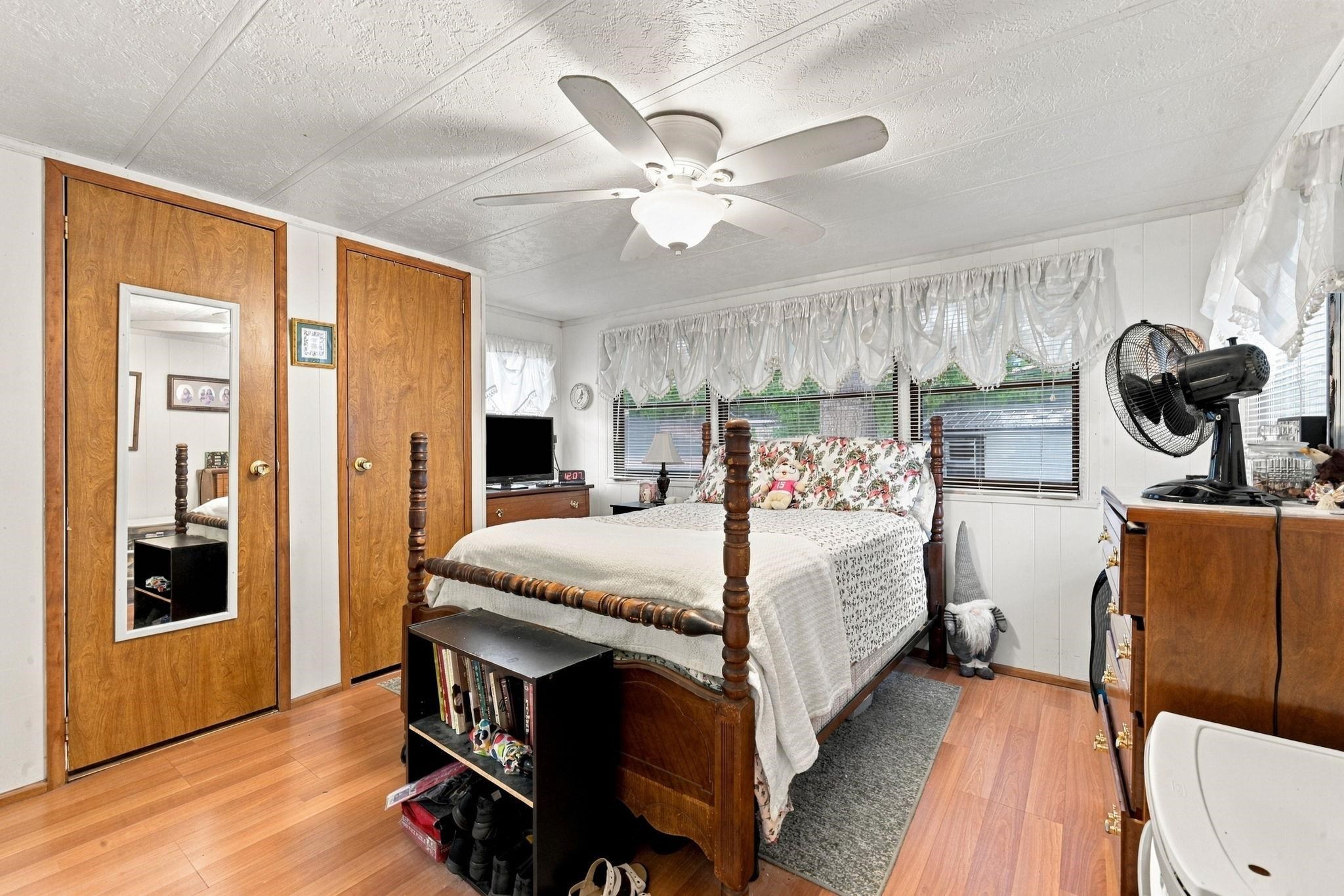 15 Dover St. Property Photo 19