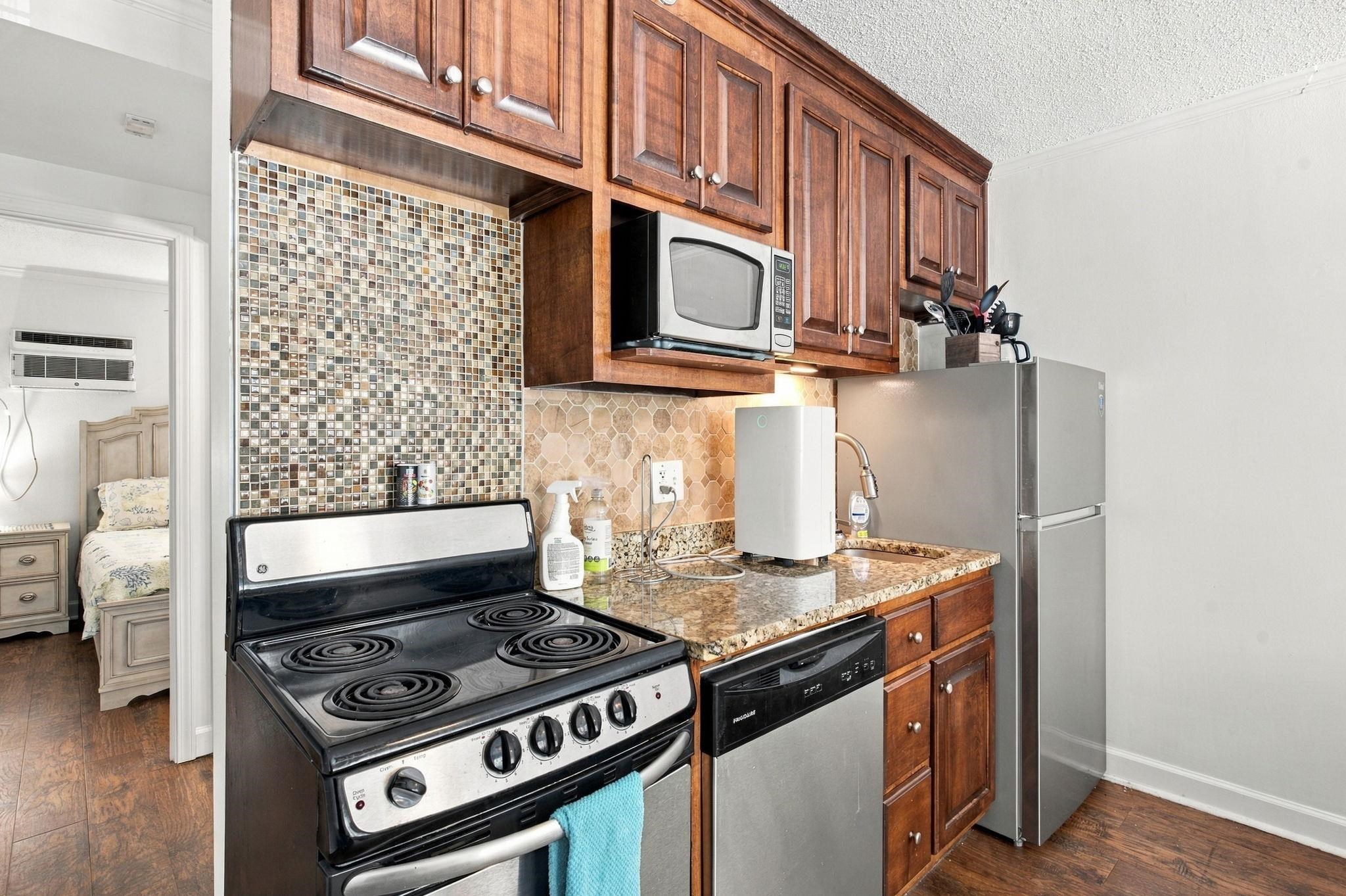 5409 N Ocean Blvd. Property Photo 9