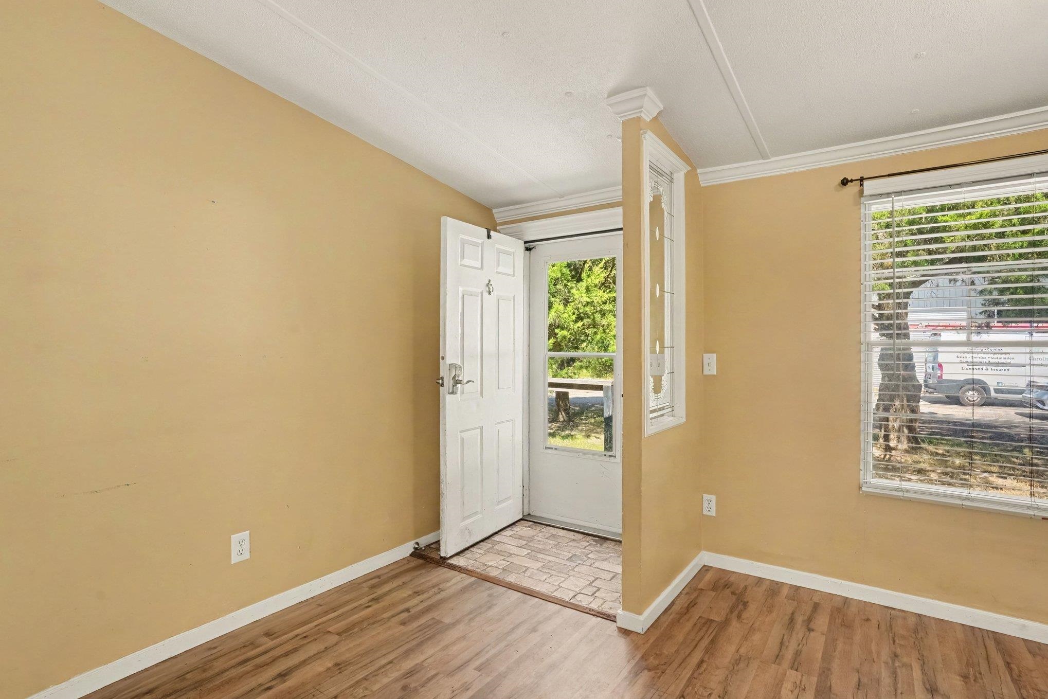 5865 Juniper Bay Rd. Property Photo 5