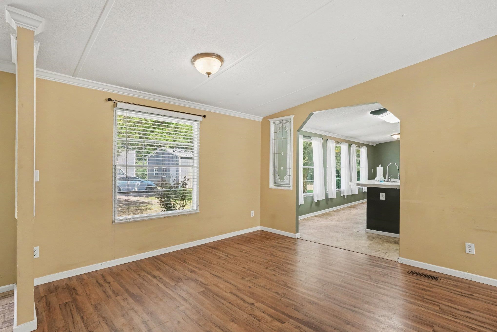 5865 Juniper Bay Rd. Property Photo 9