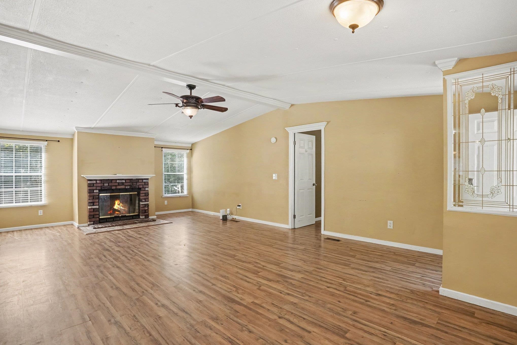5865 Juniper Bay Rd. Property Photo 10