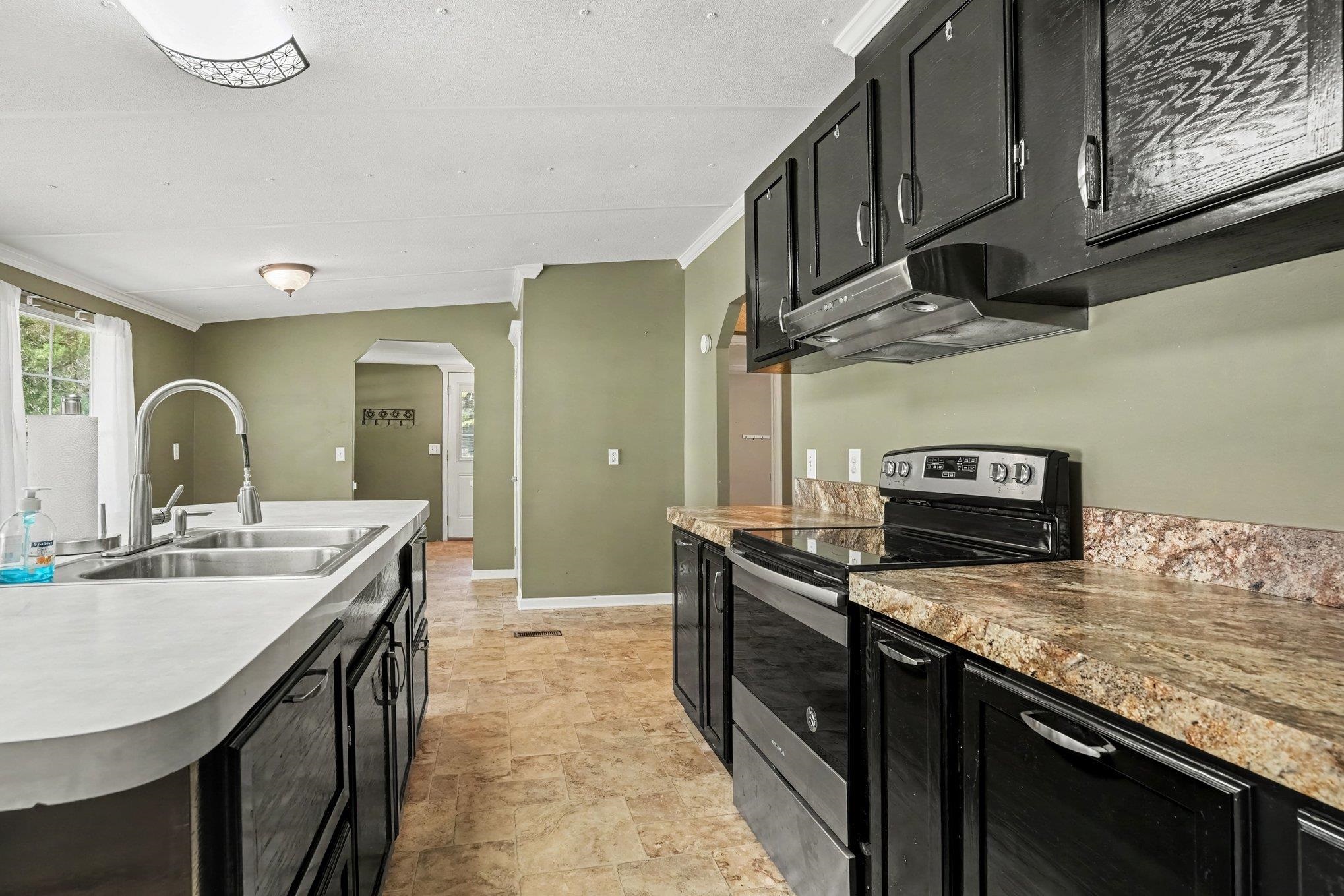 5865 Juniper Bay Rd. Property Photo 14