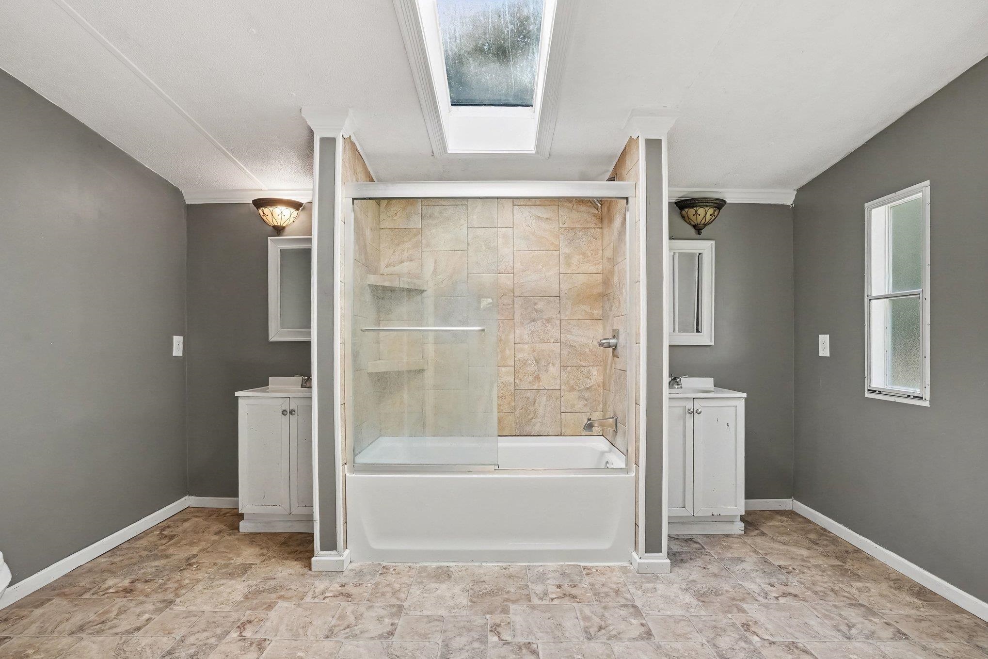 5865 Juniper Bay Rd. Property Photo 17