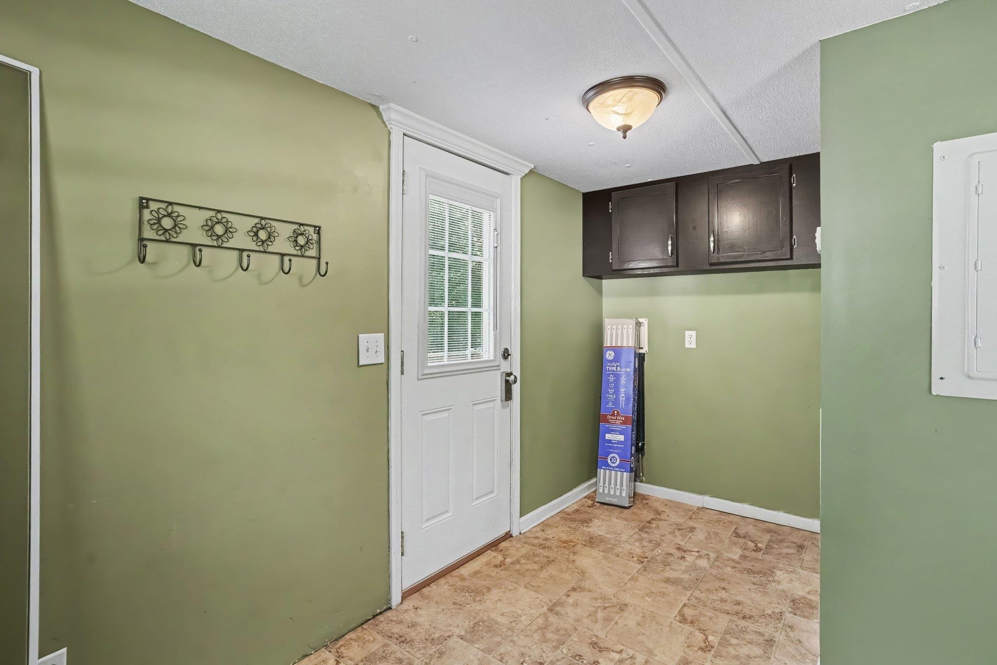 5865 Juniper Bay Rd. Property Photo 24