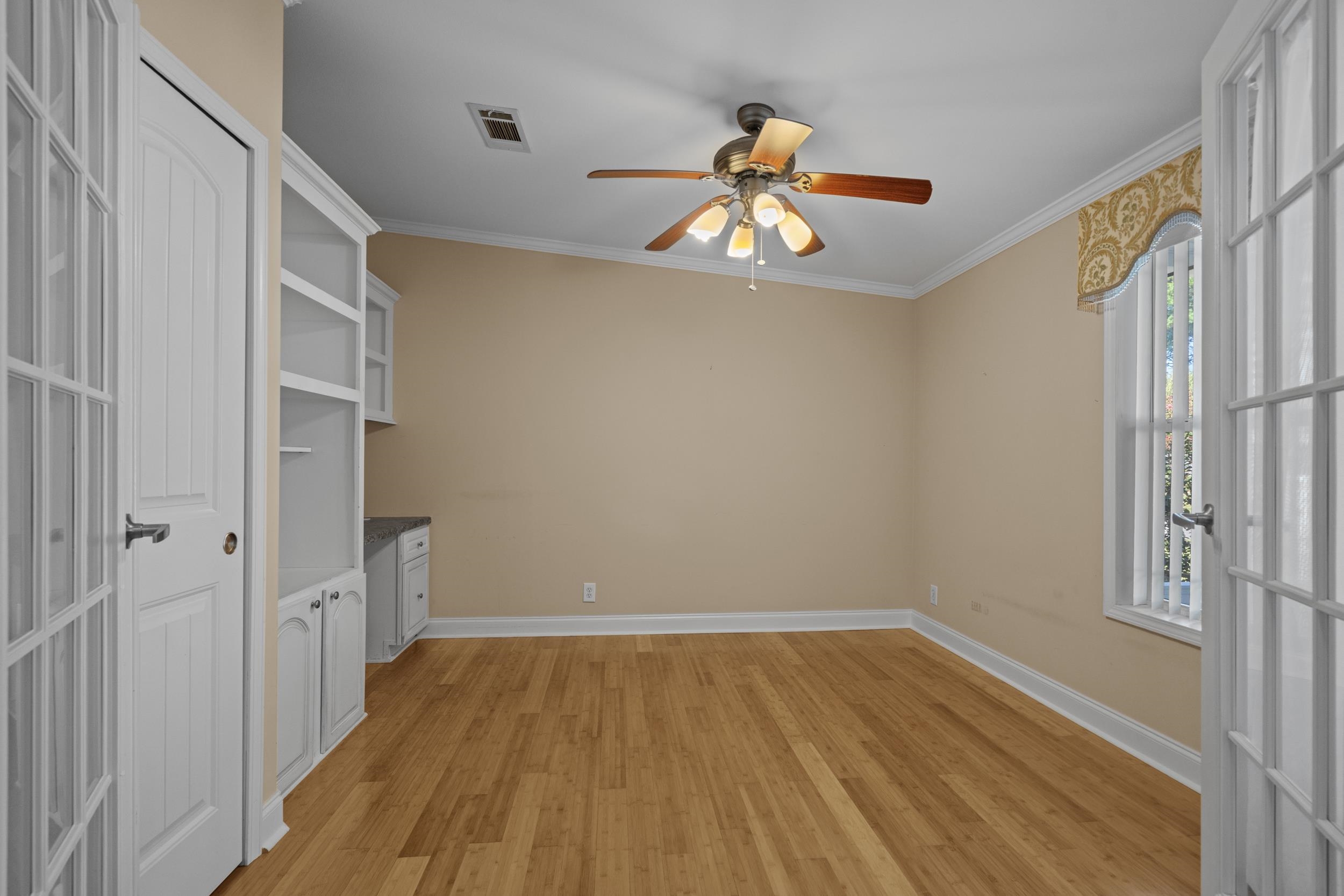 158 Wellspring Dr. Property Photo 6