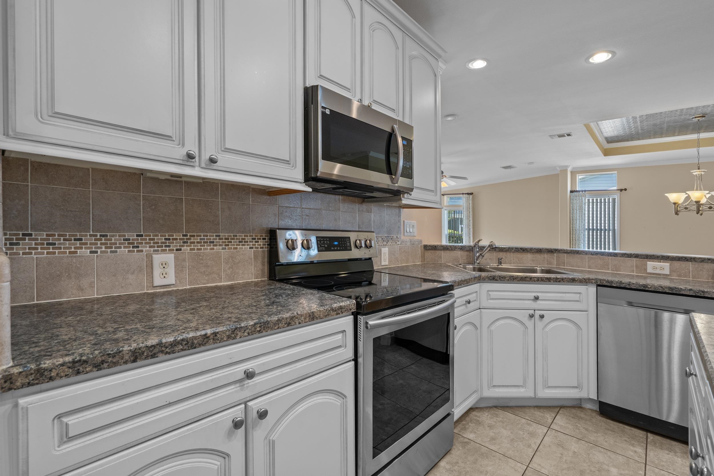 158 Wellspring Dr. Property Photo 17