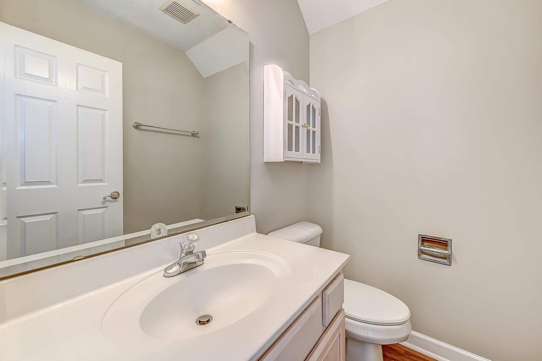 857 Castlebridge Dr. Property Photo 36