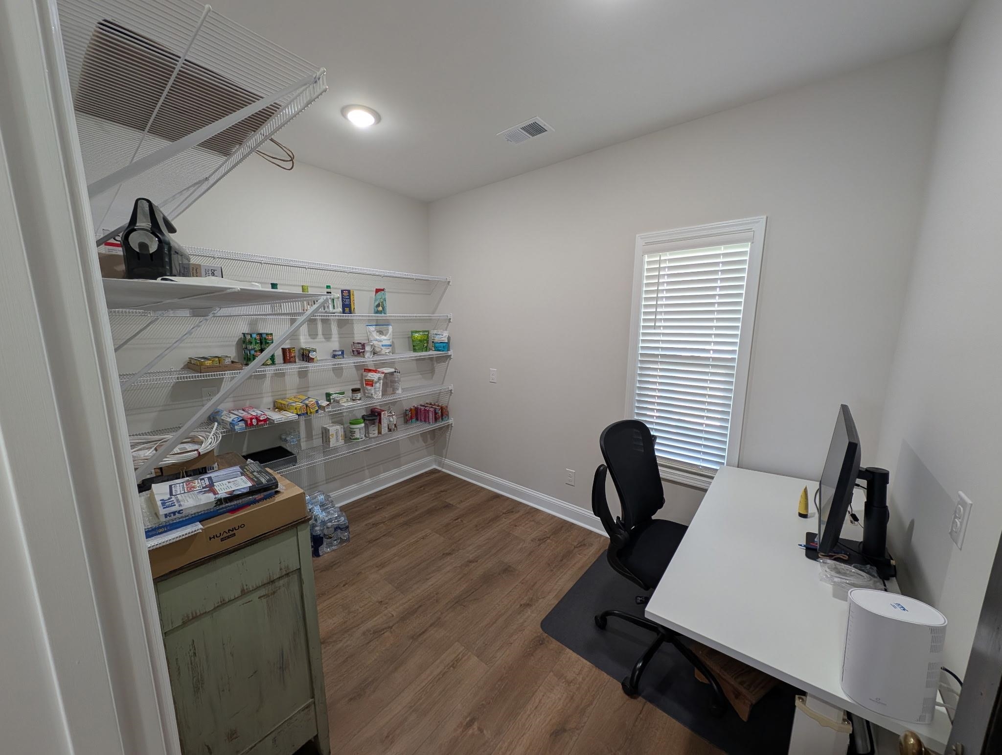 1174 Justice Loop Property Photo 9