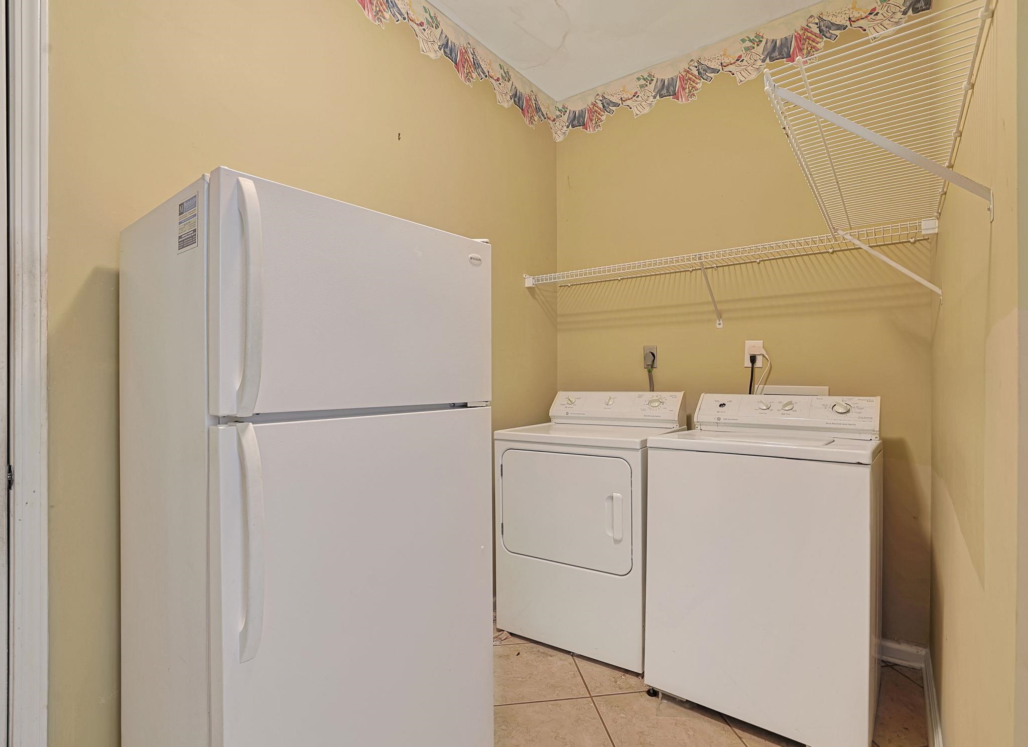 3891 Stillwood Dr. Property Photo 27