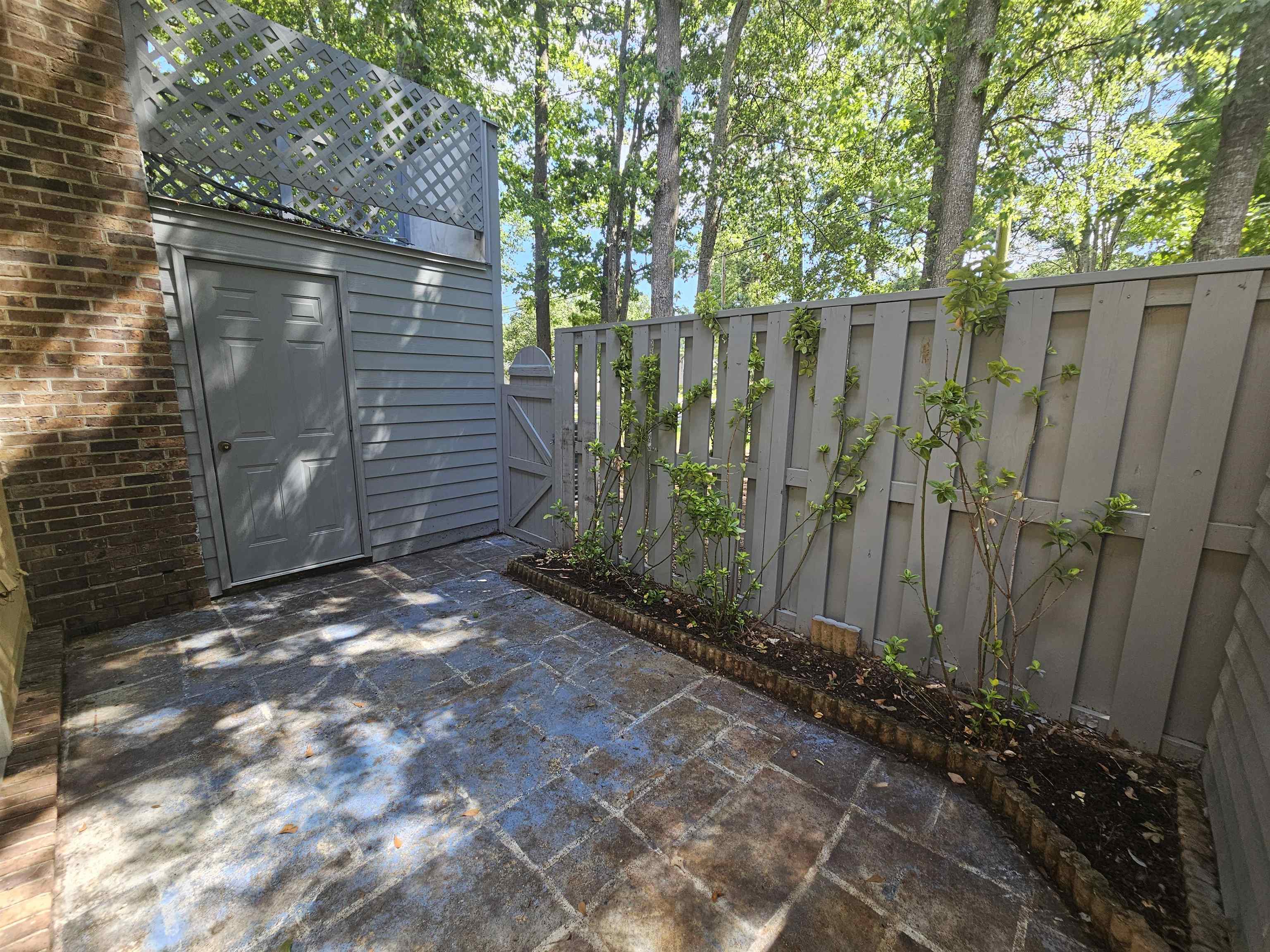 830 44th Ave. N Property Photo 5