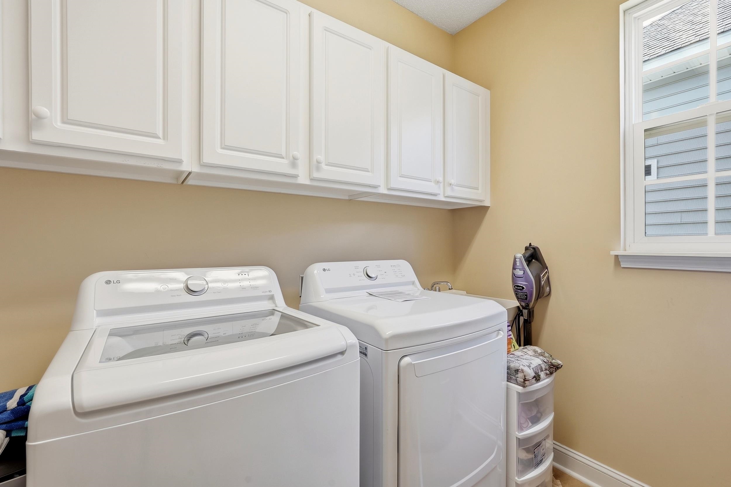 241 Wedgefield Dr. Property Photo 19