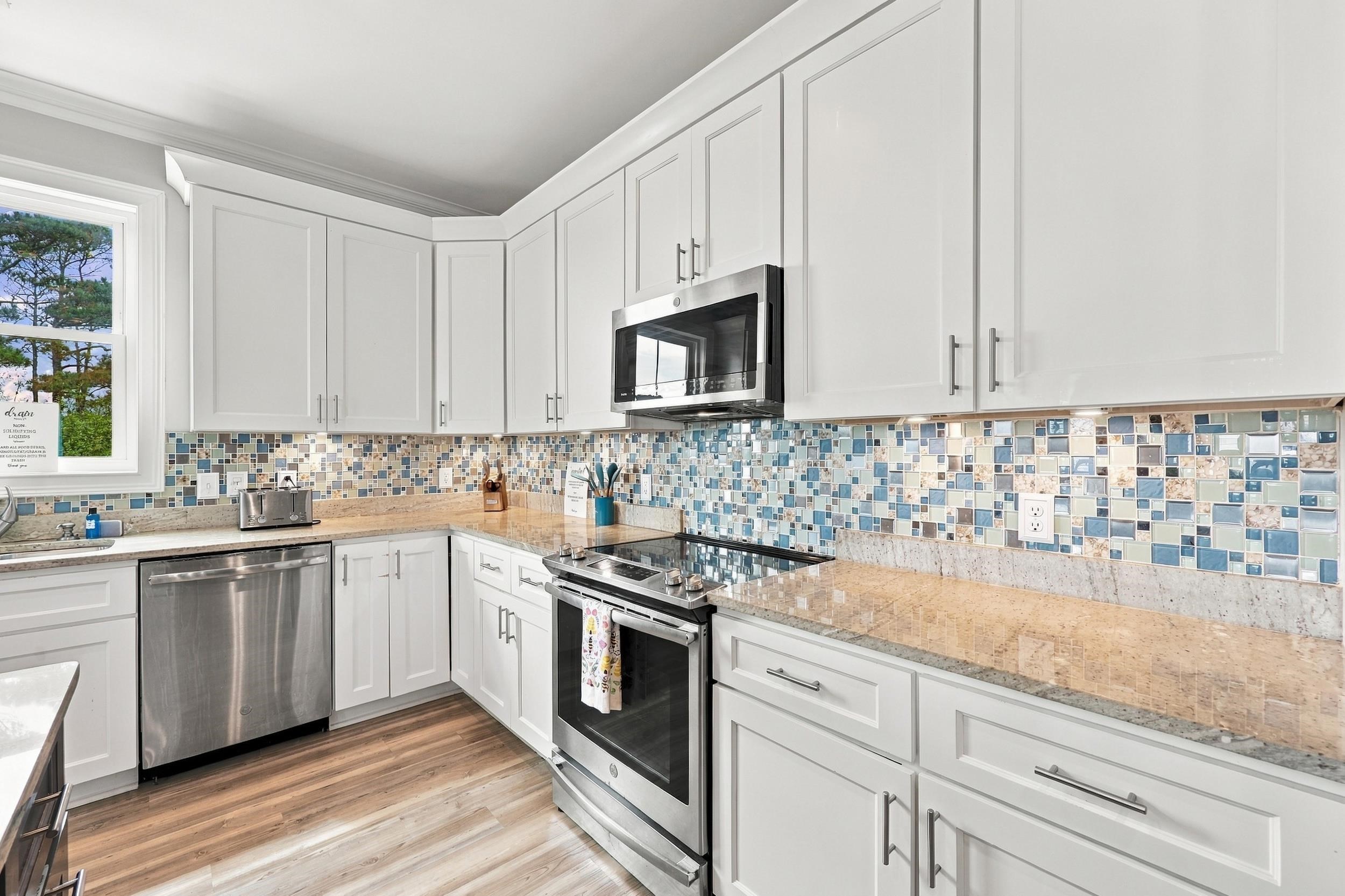 1102 Perrin Dr. Property Photo 46