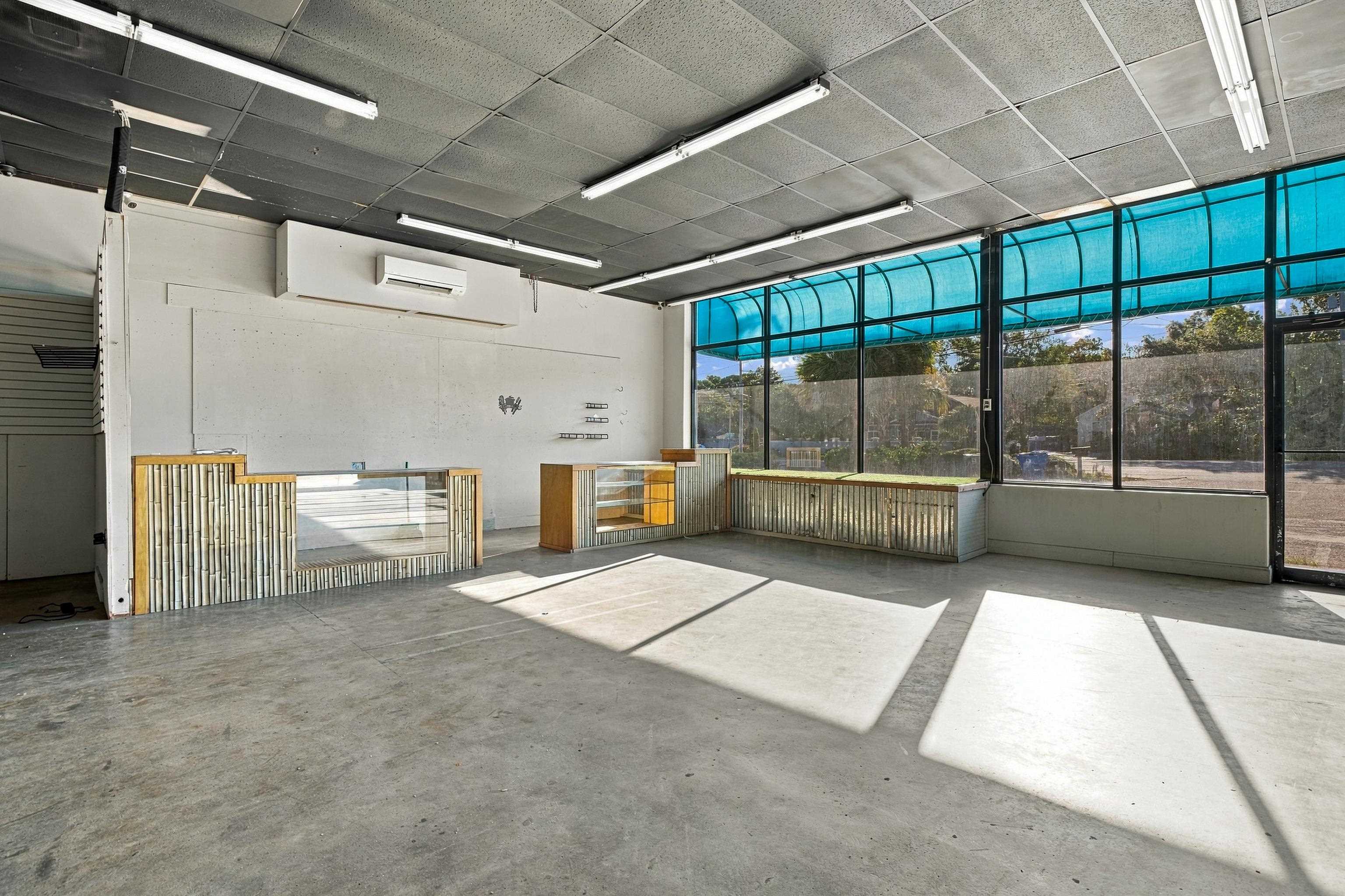 6303 N Kings Hwy. Property Photo 4
