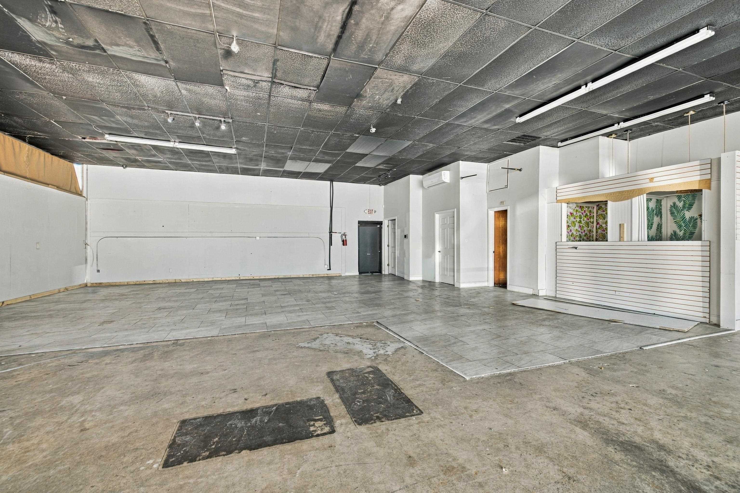 6303 N Kings Hwy. Property Photo 6