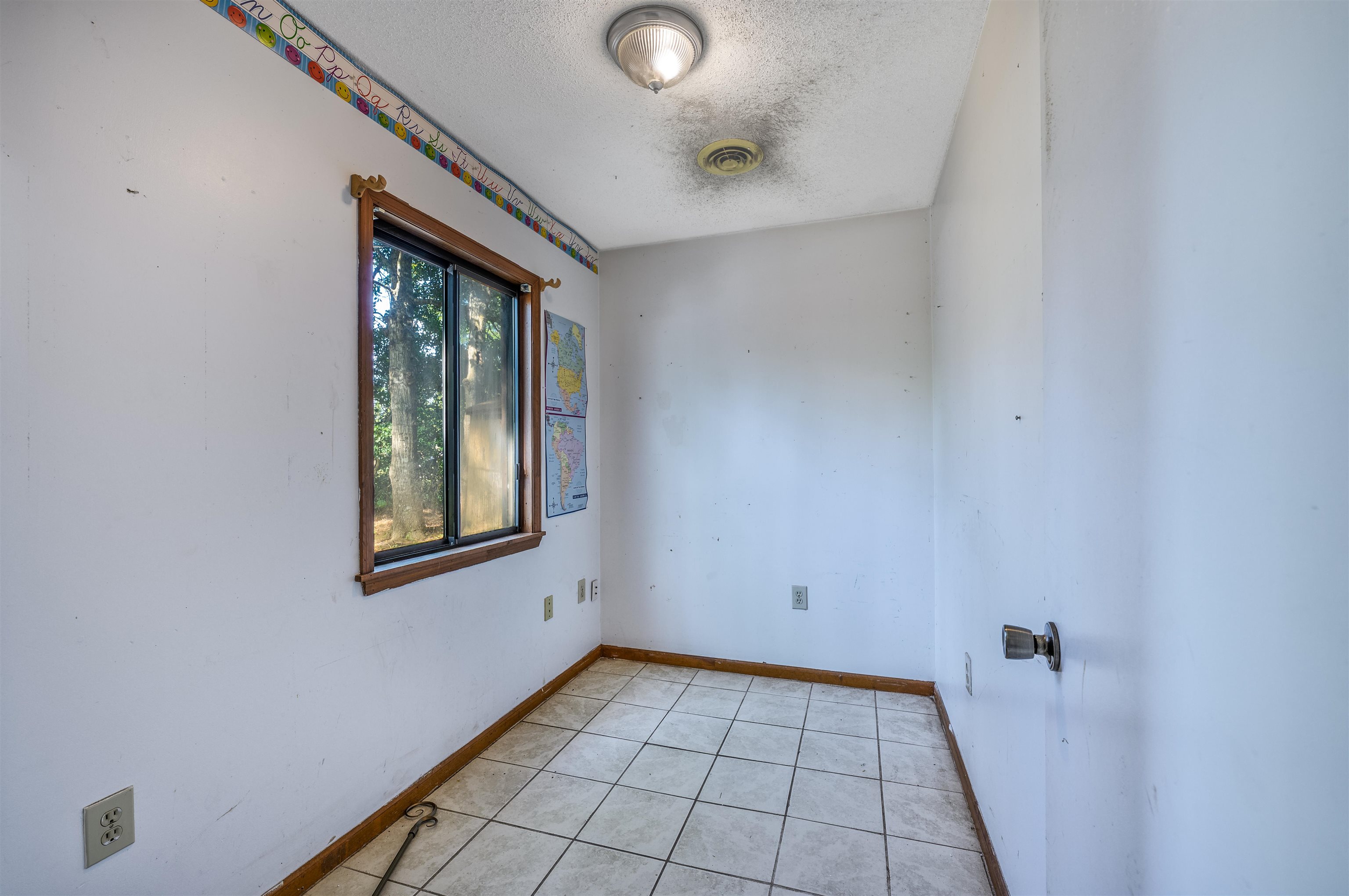 1019 Belle Dr. Property Photo 11