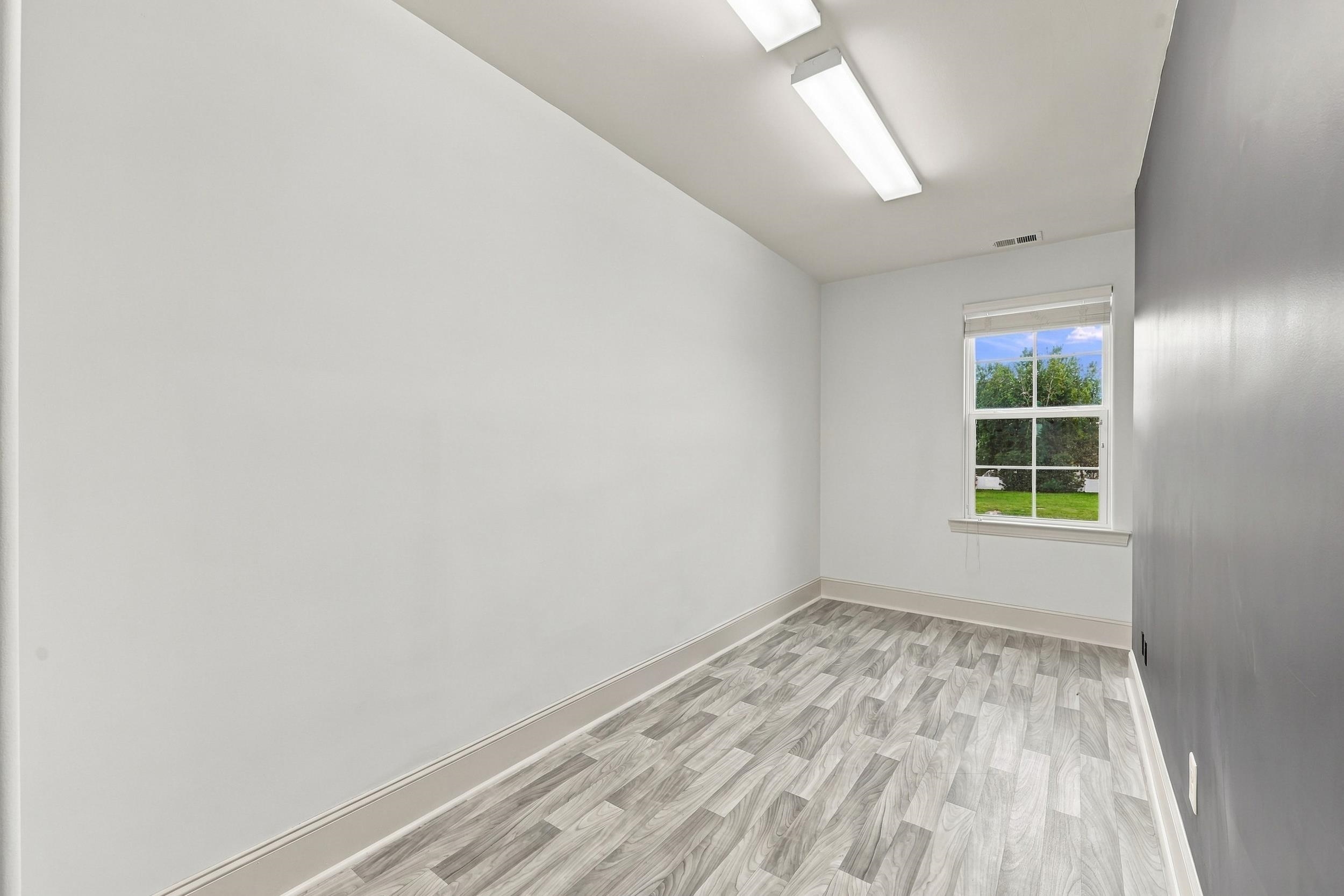 409 Mingo Creek Ct. Property Photo 32