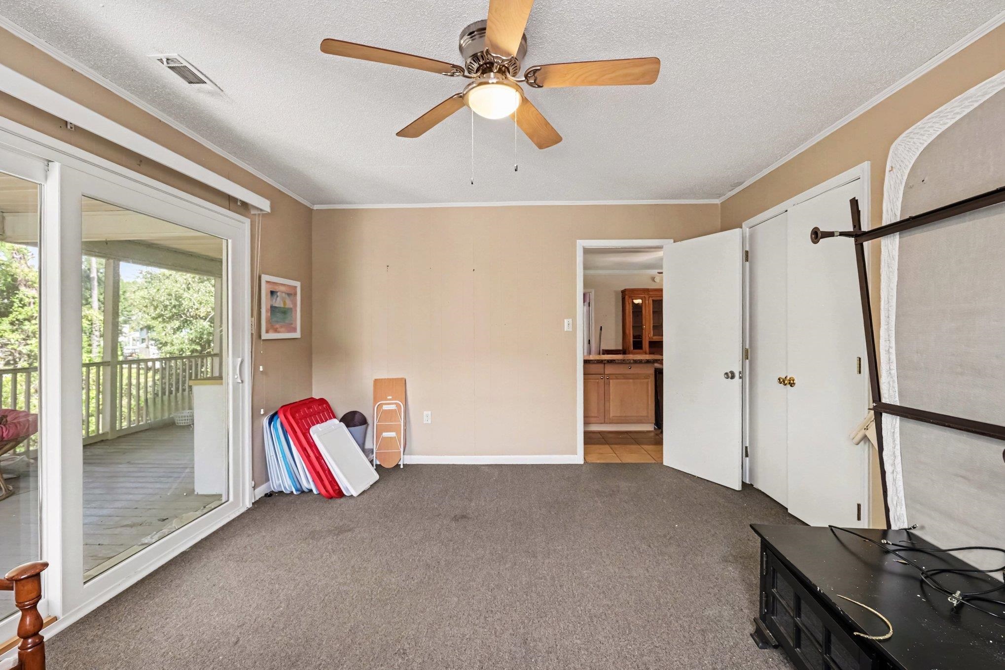 116 Lake Ct. Property Photo 16