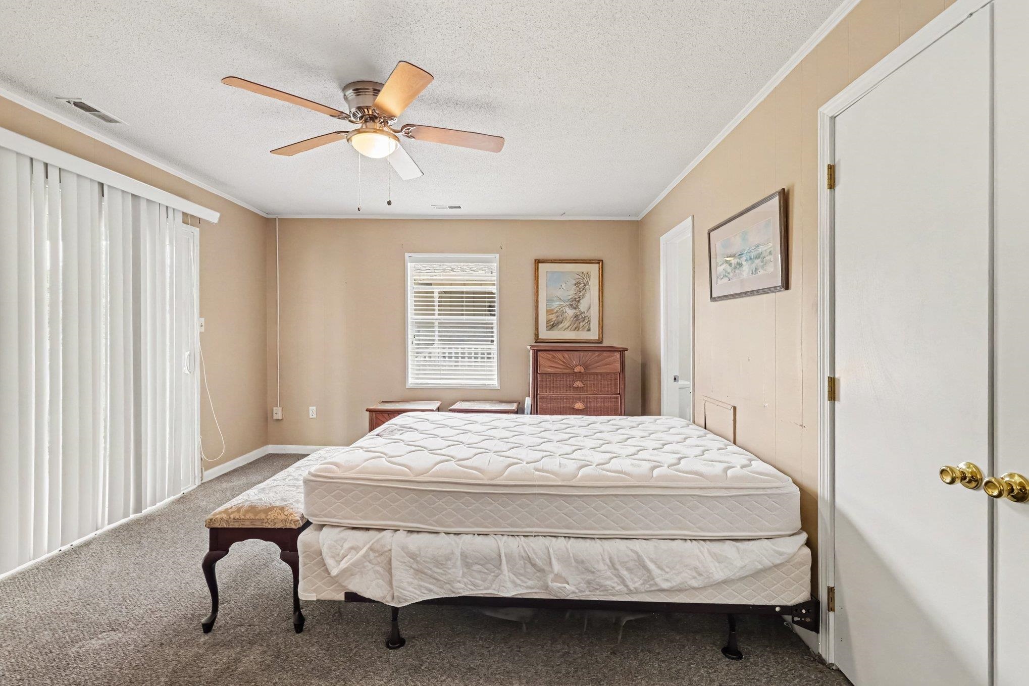116 Lake Ct. Property Photo 17
