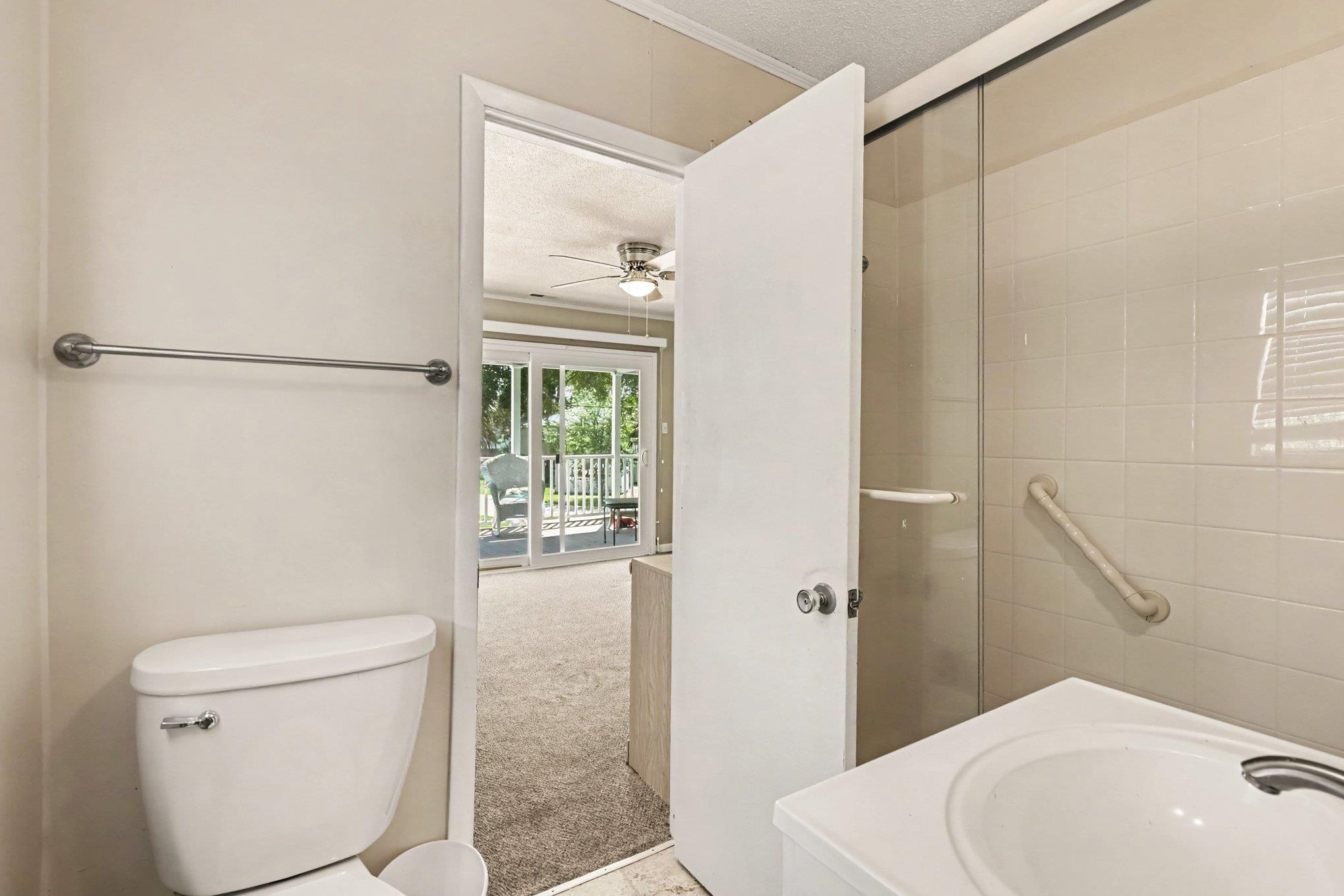 116 Lake Ct. Property Photo 22