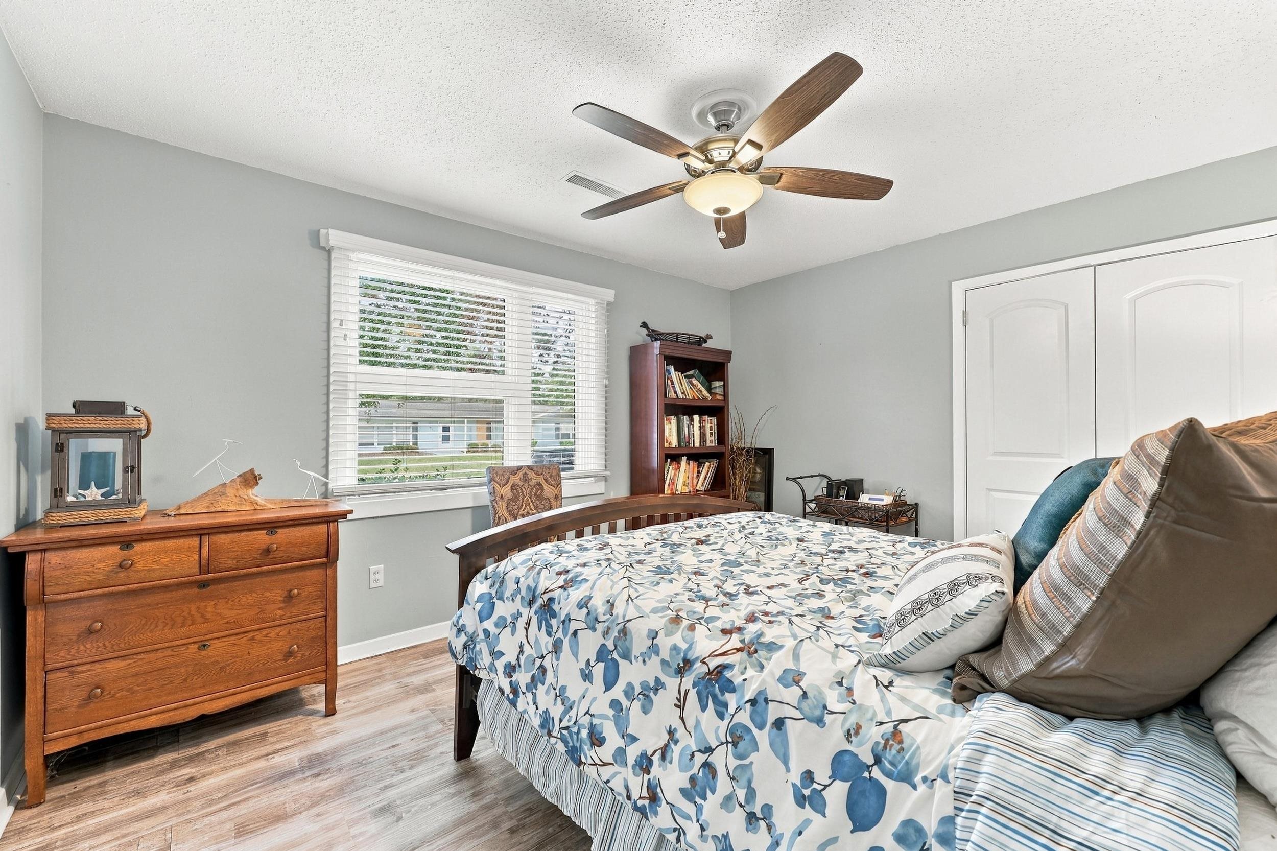 620 Mallard Lake Dr. Property Photo 23