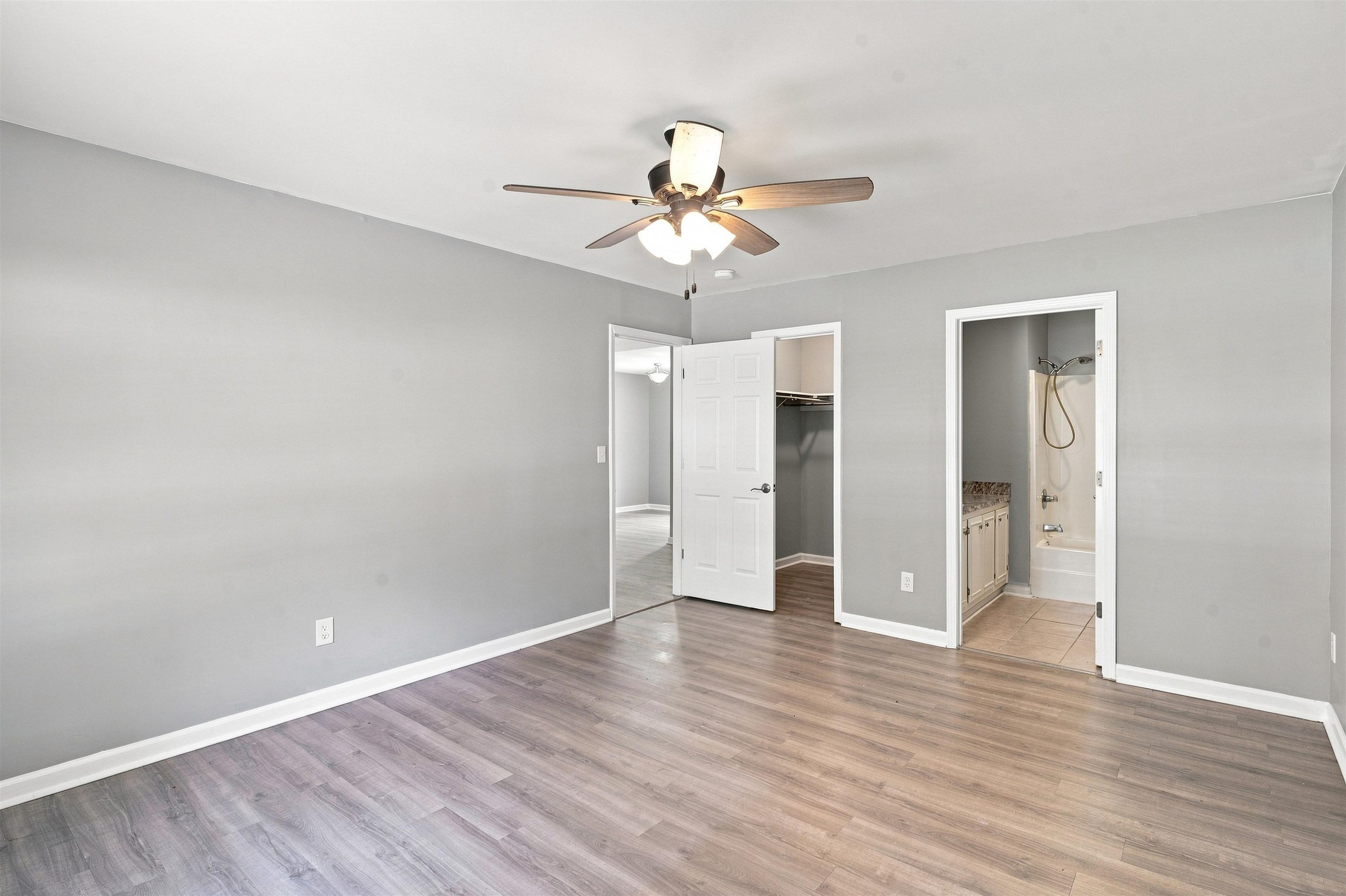 2517 Reta St. Property Photo 6