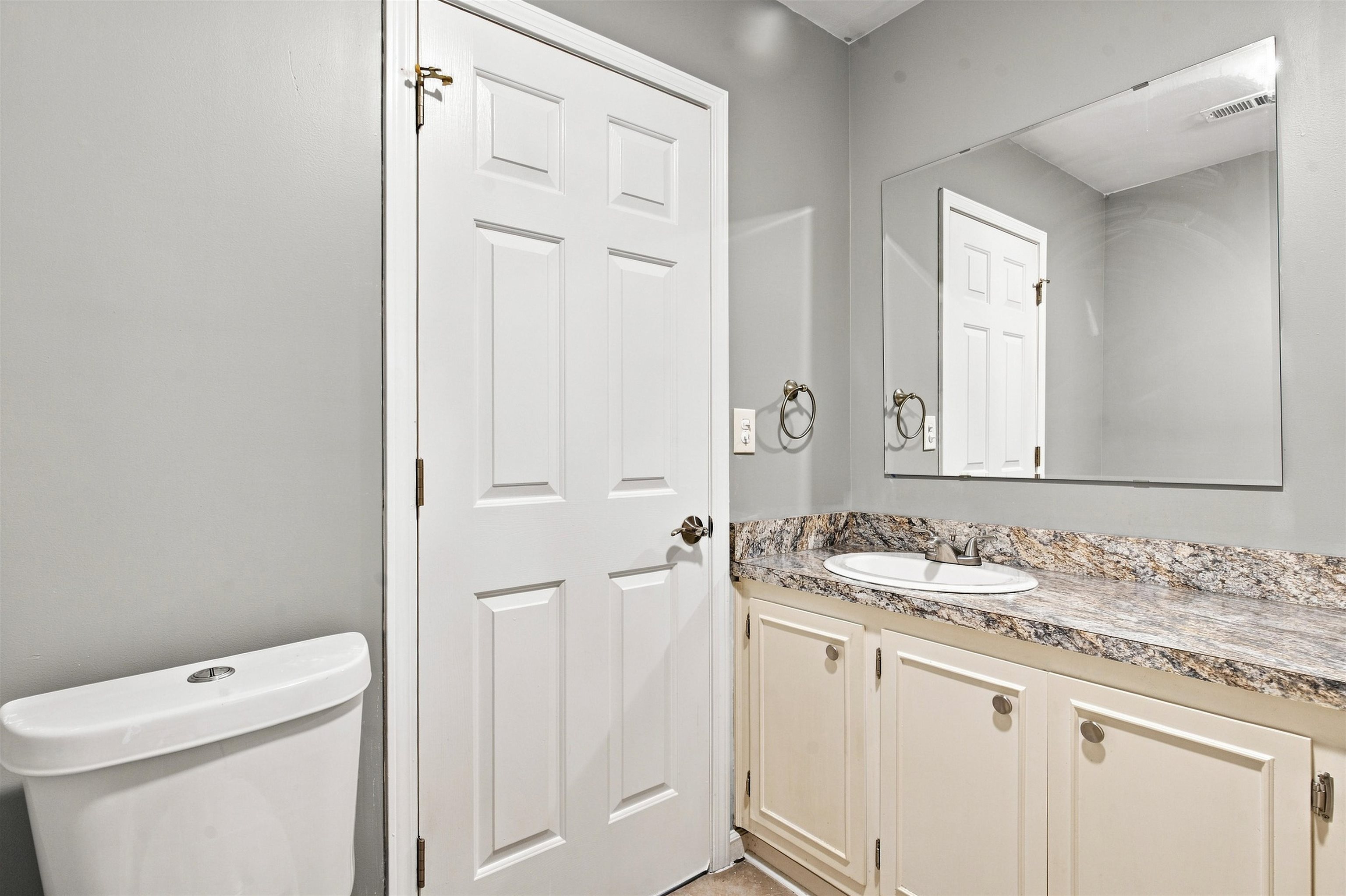 2517 Reta St. Property Photo 10