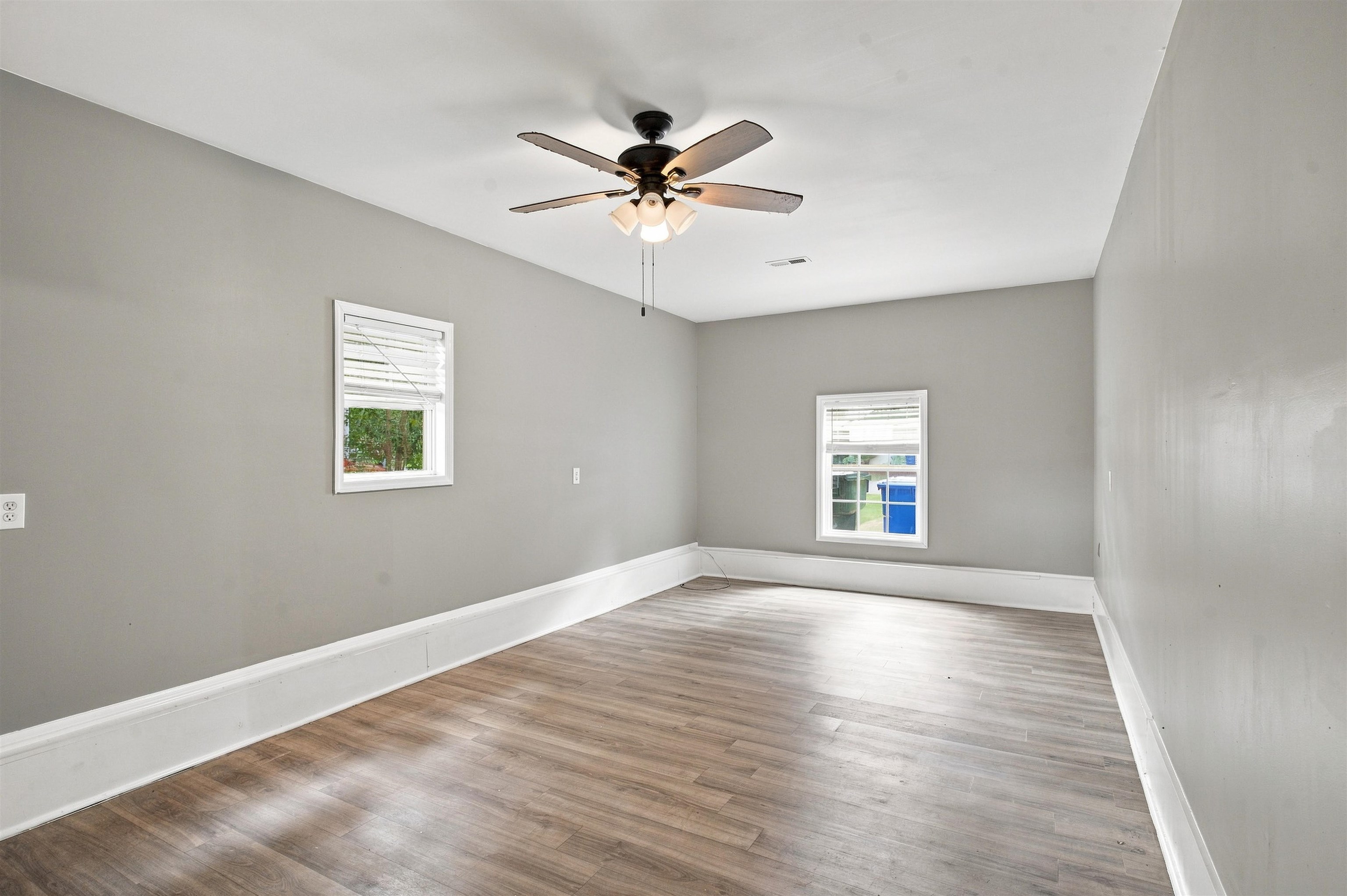 2517 Reta St. Property Photo 26