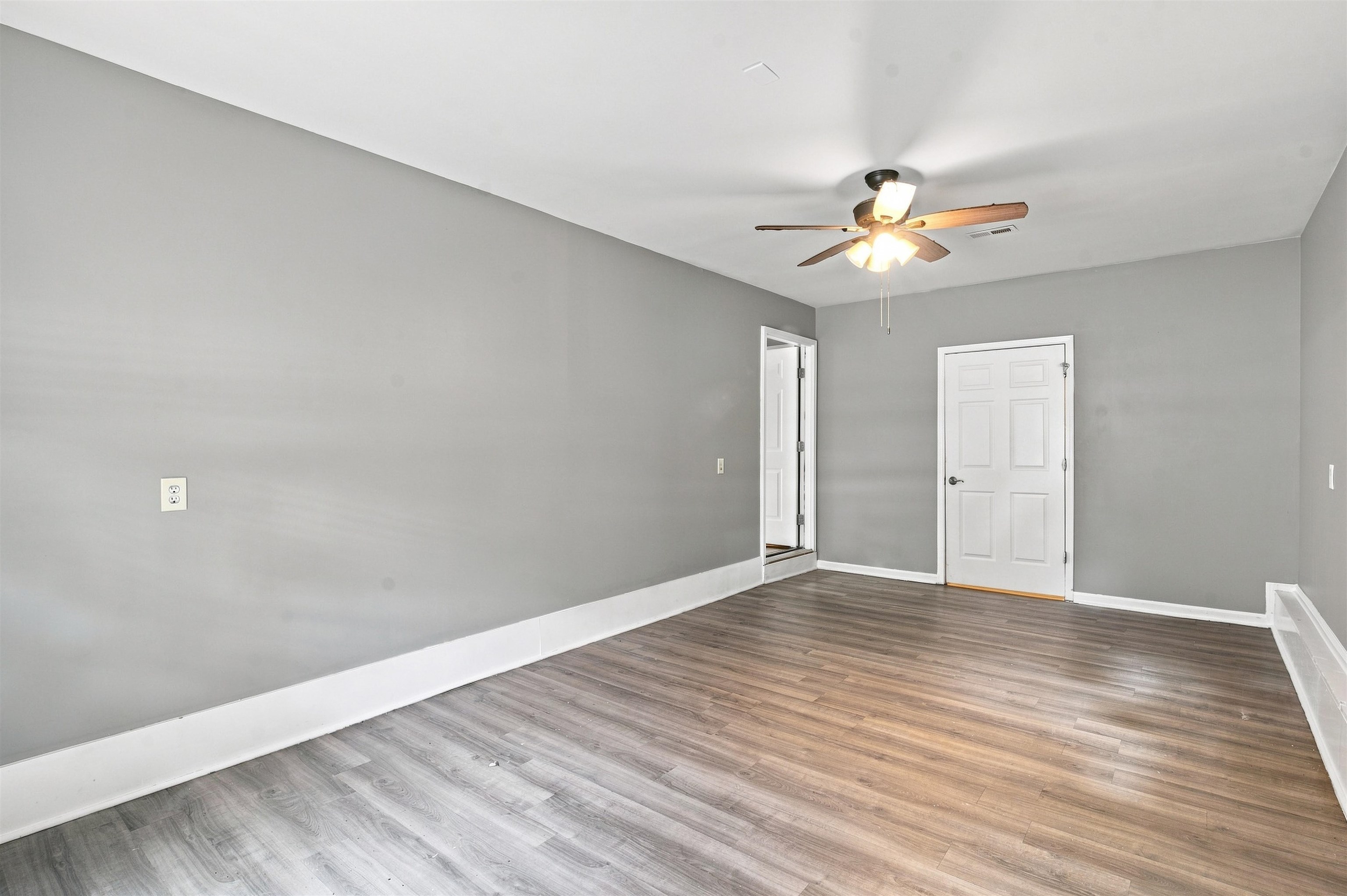 2517 Reta St. Property Photo 27
