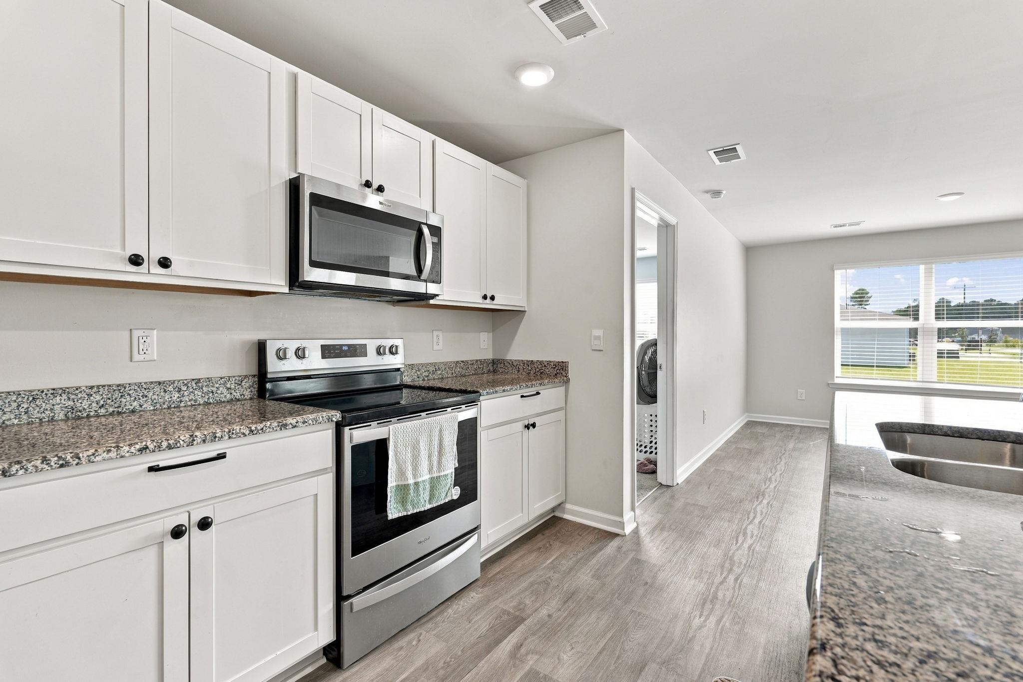 223 Seasons Trace Loop Property Photo 4