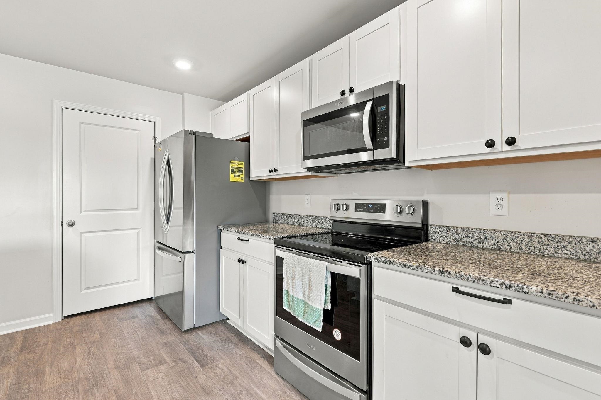 223 Seasons Trace Loop Property Photo 6
