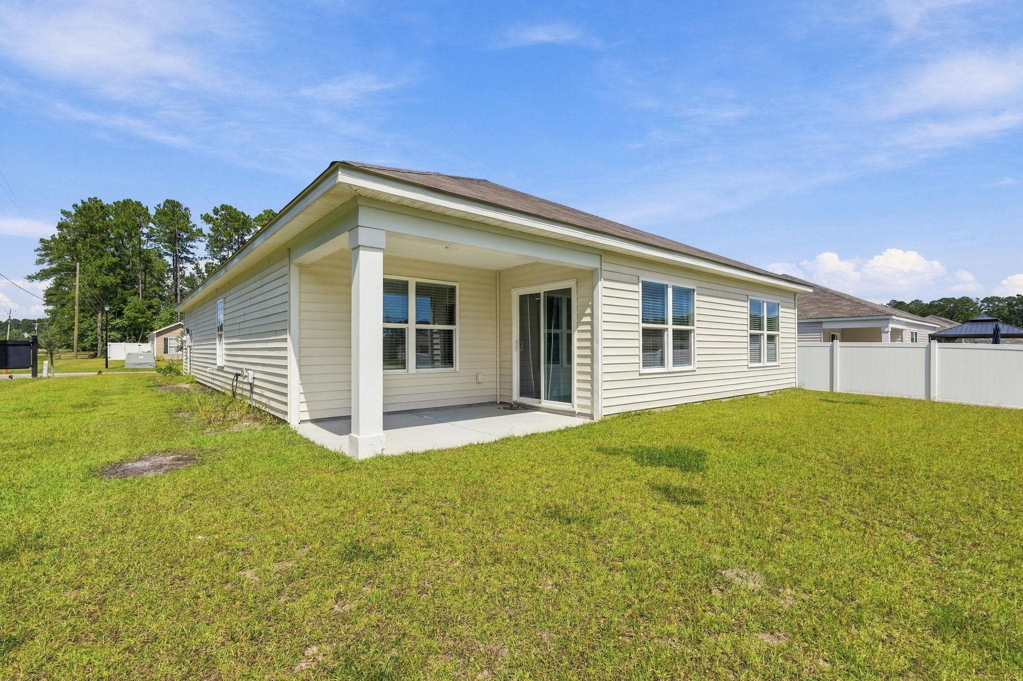 223 Seasons Trace Loop Property Photo 26
