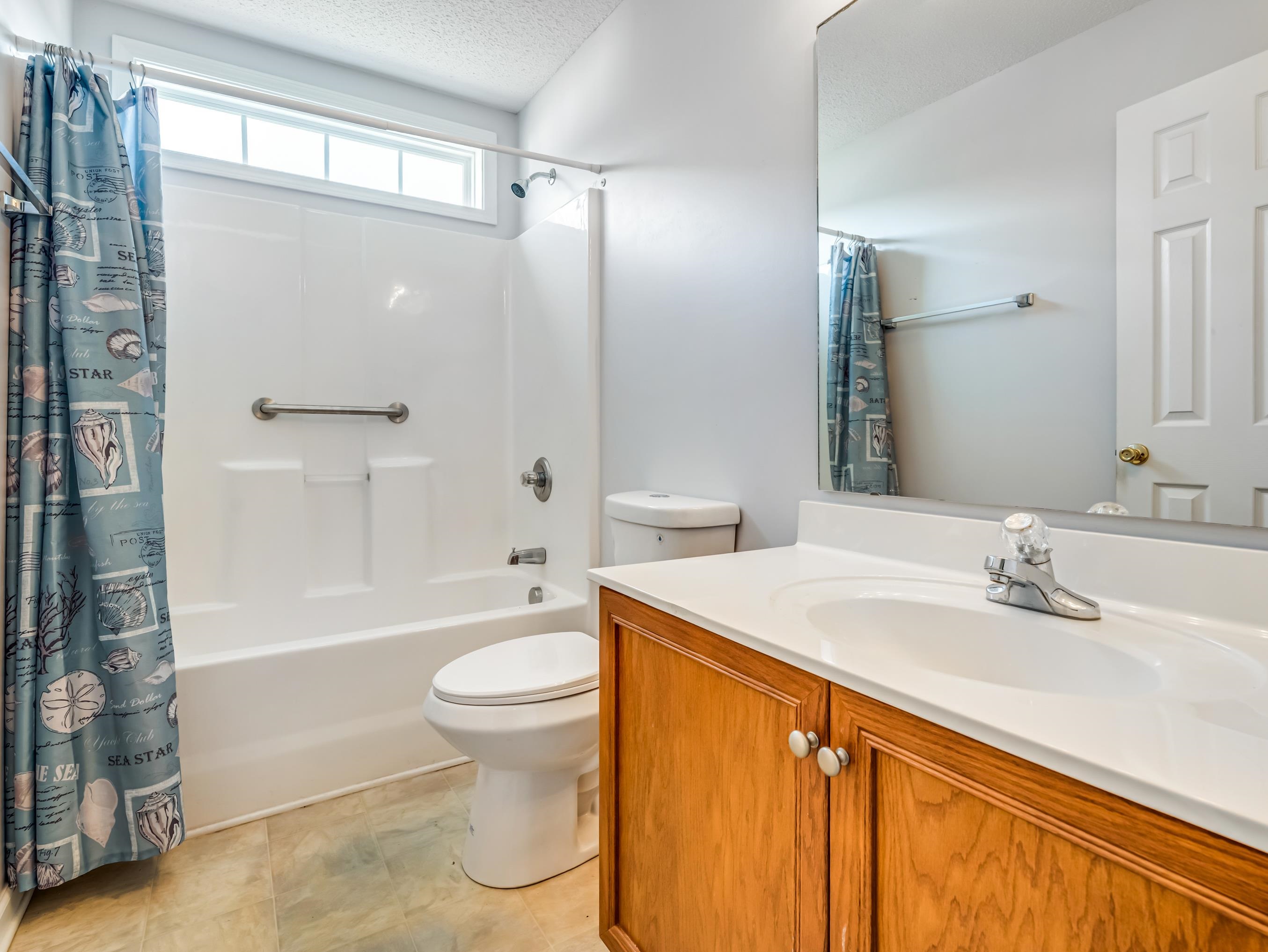 401 Barton Loop Property Photo 17