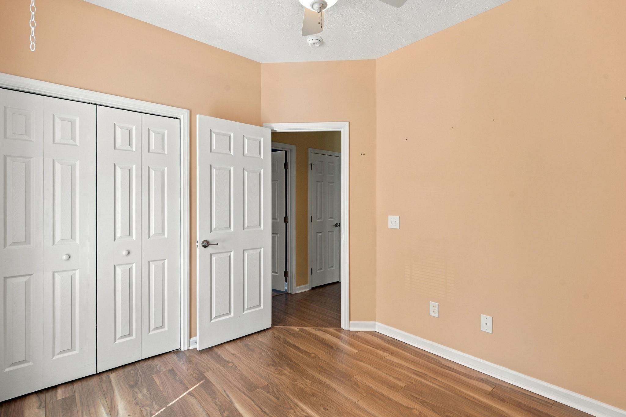 1006 Napa Ct. Property Photo 14