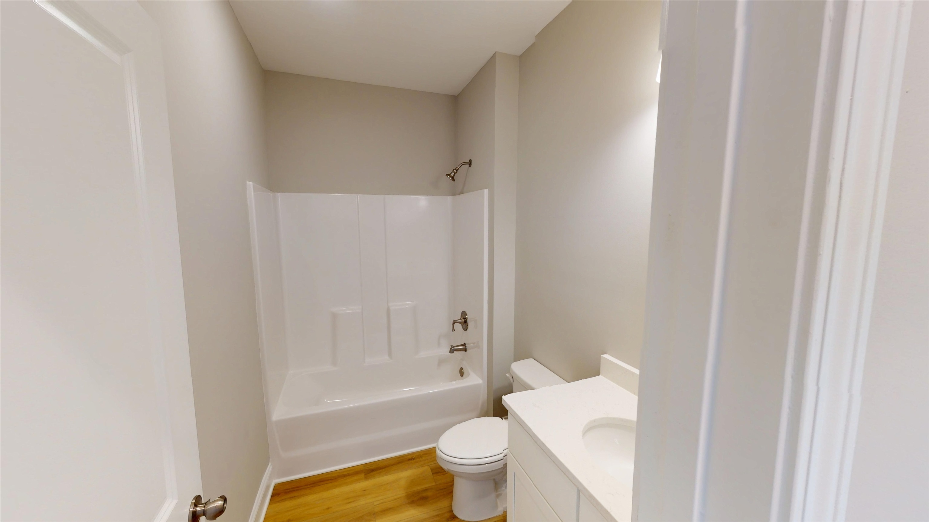 1060 Moen Loop Property Photo 7