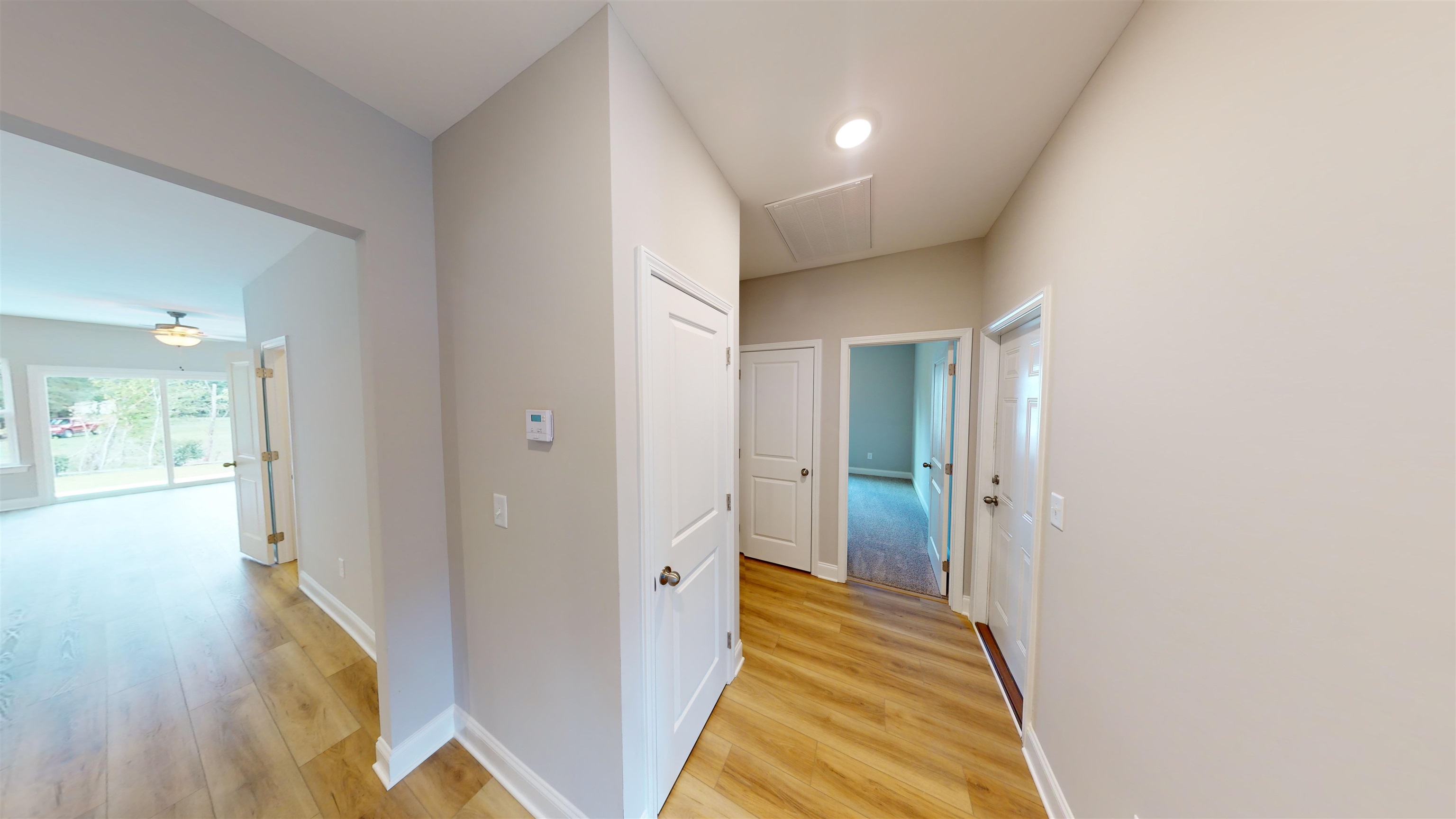 1060 Moen Loop Property Photo 16