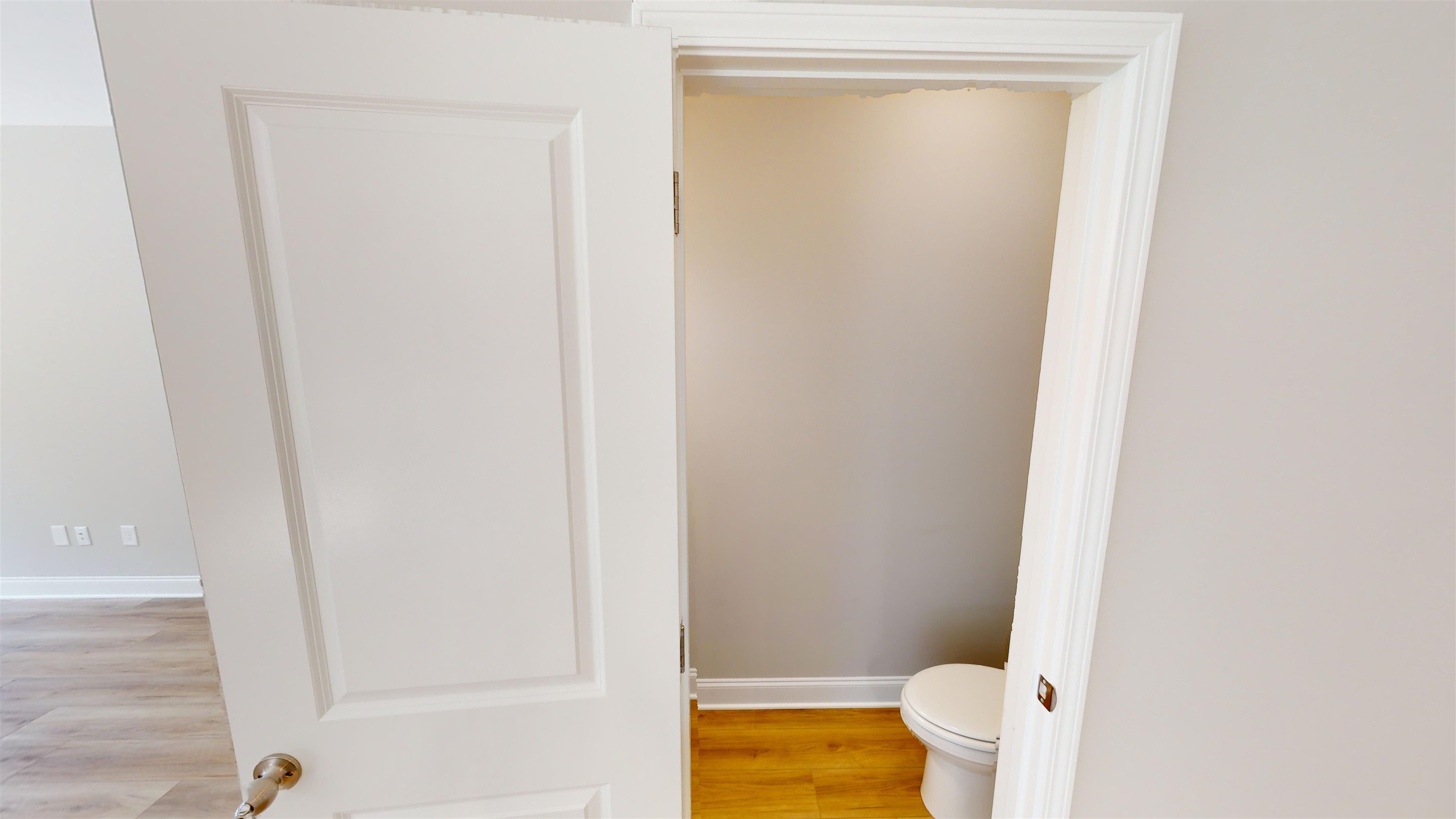 1060 Moen Loop Property Photo 17