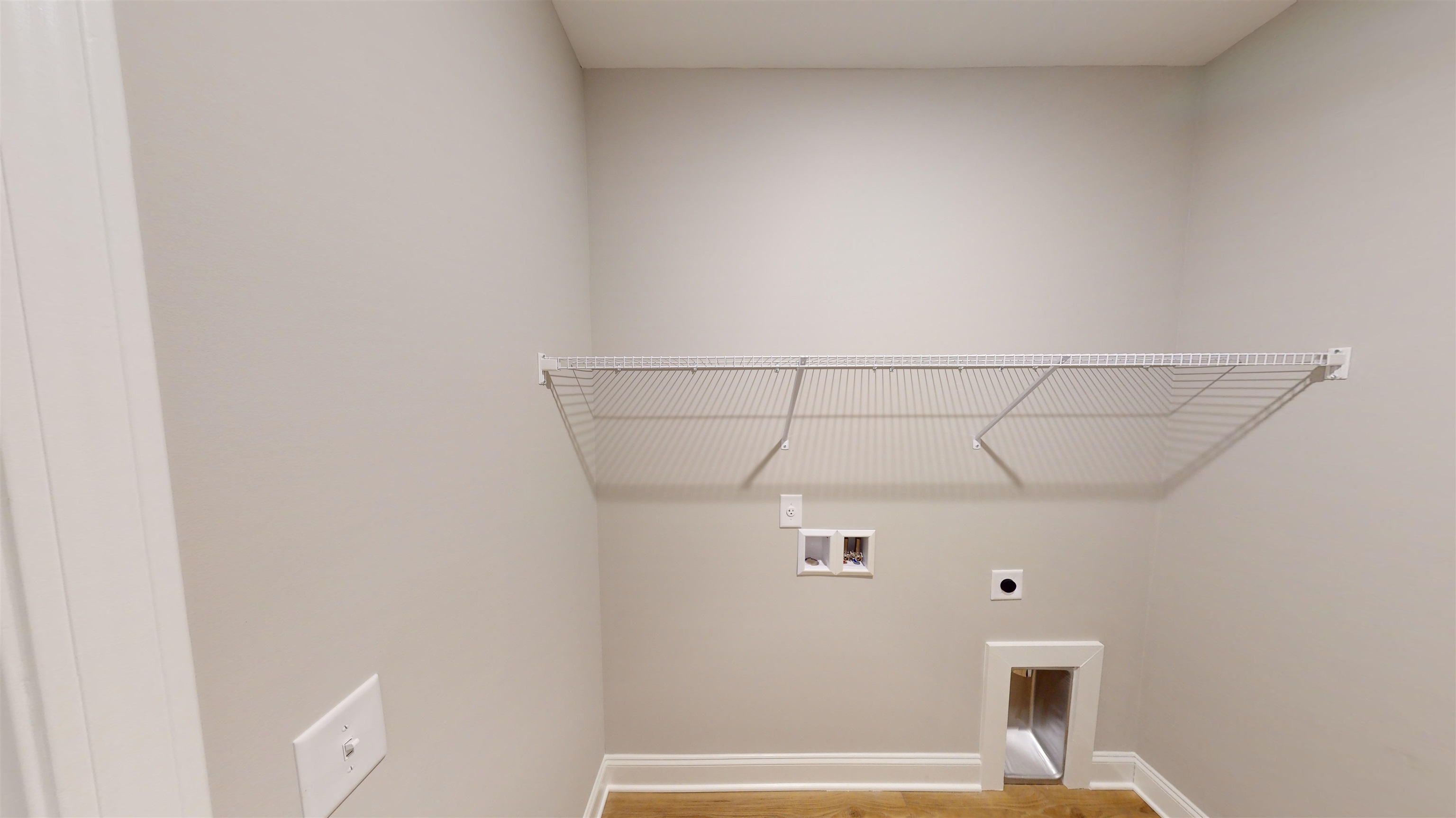 1060 Moen Loop Property Photo 18