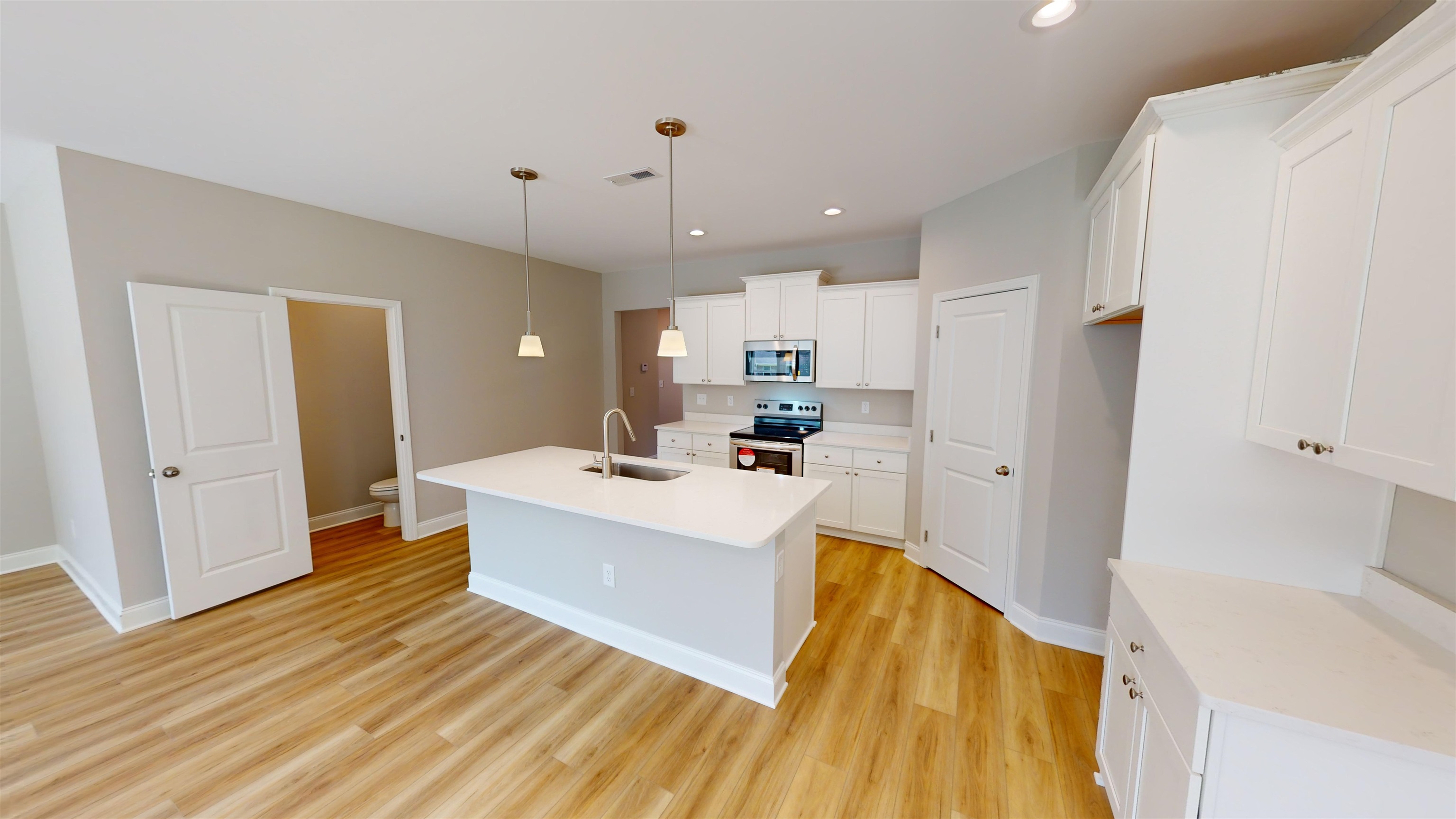1060 Moen Loop Property Photo 20