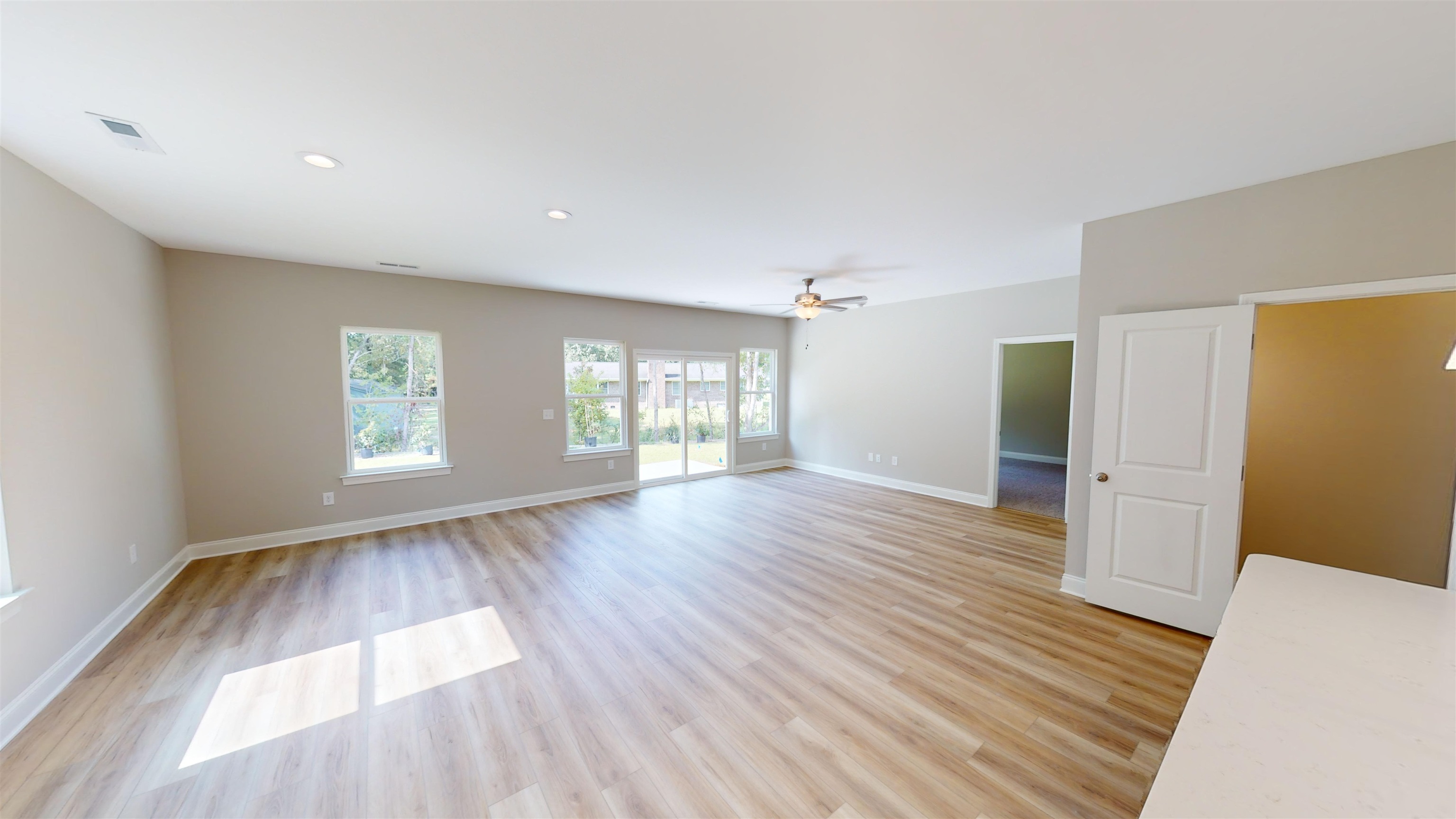 1060 Moen Loop Property Photo 24