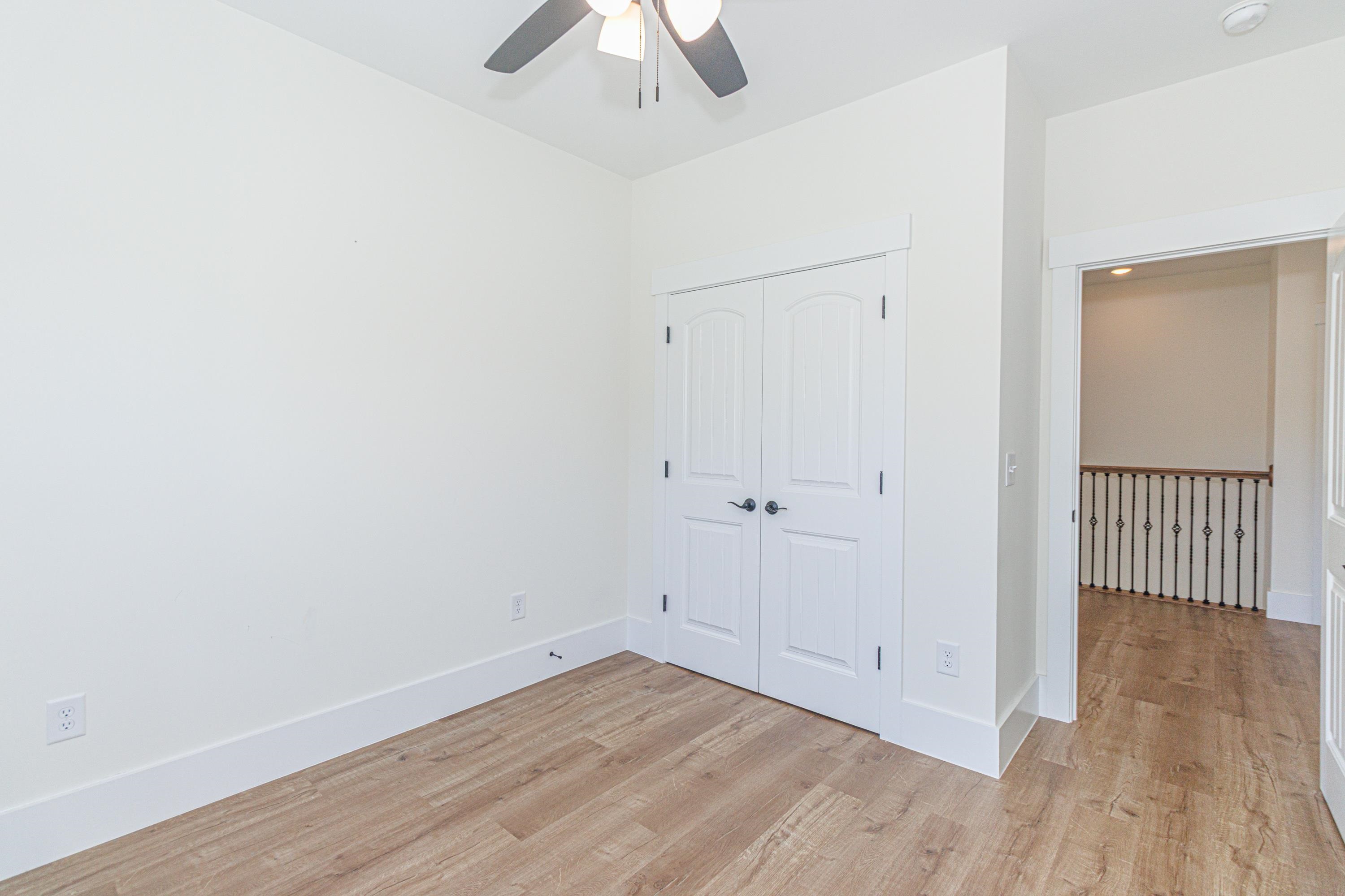 614 B Collins St. Property Photo 28
