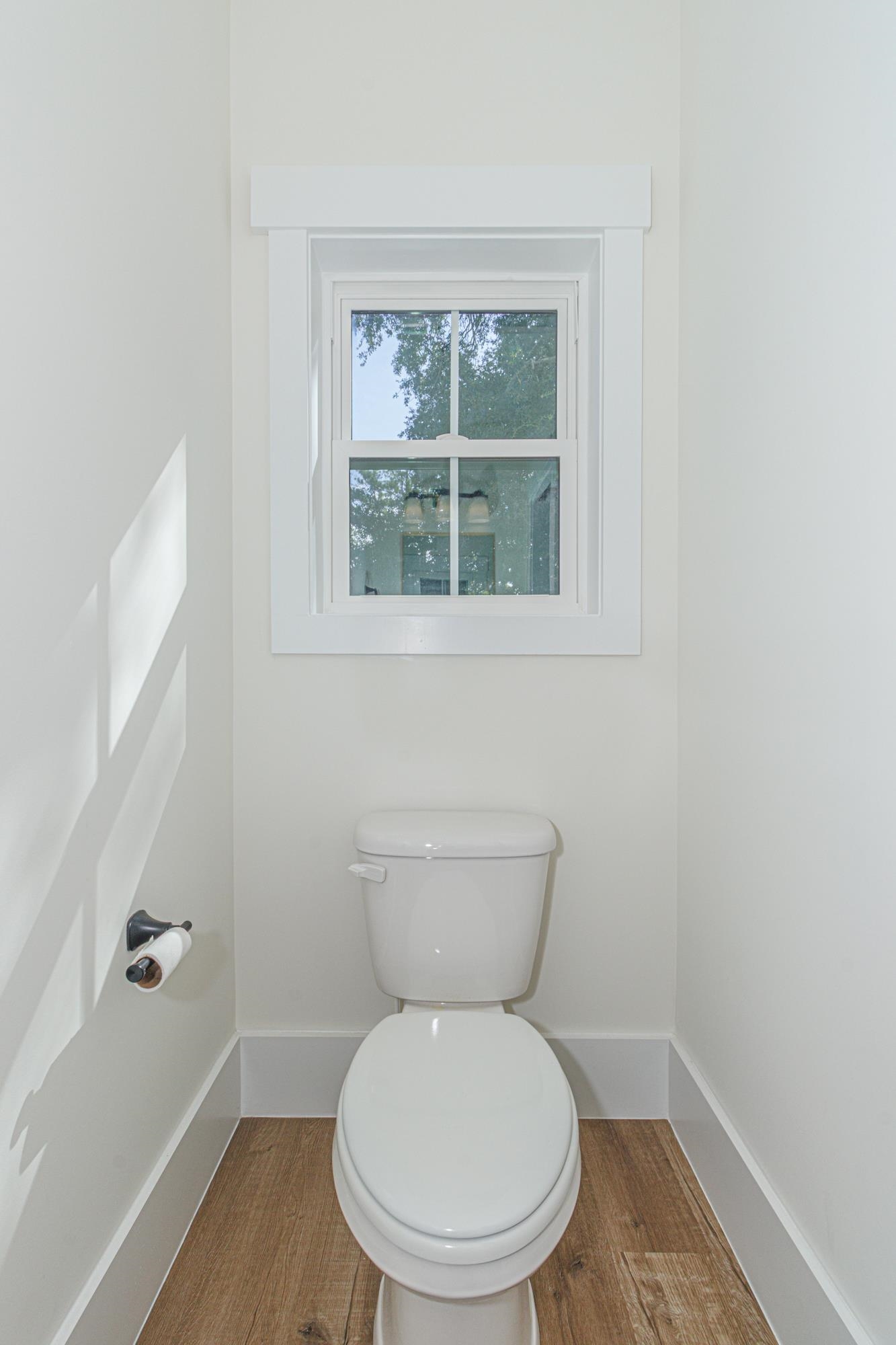 614 B Collins St. Property Photo 32