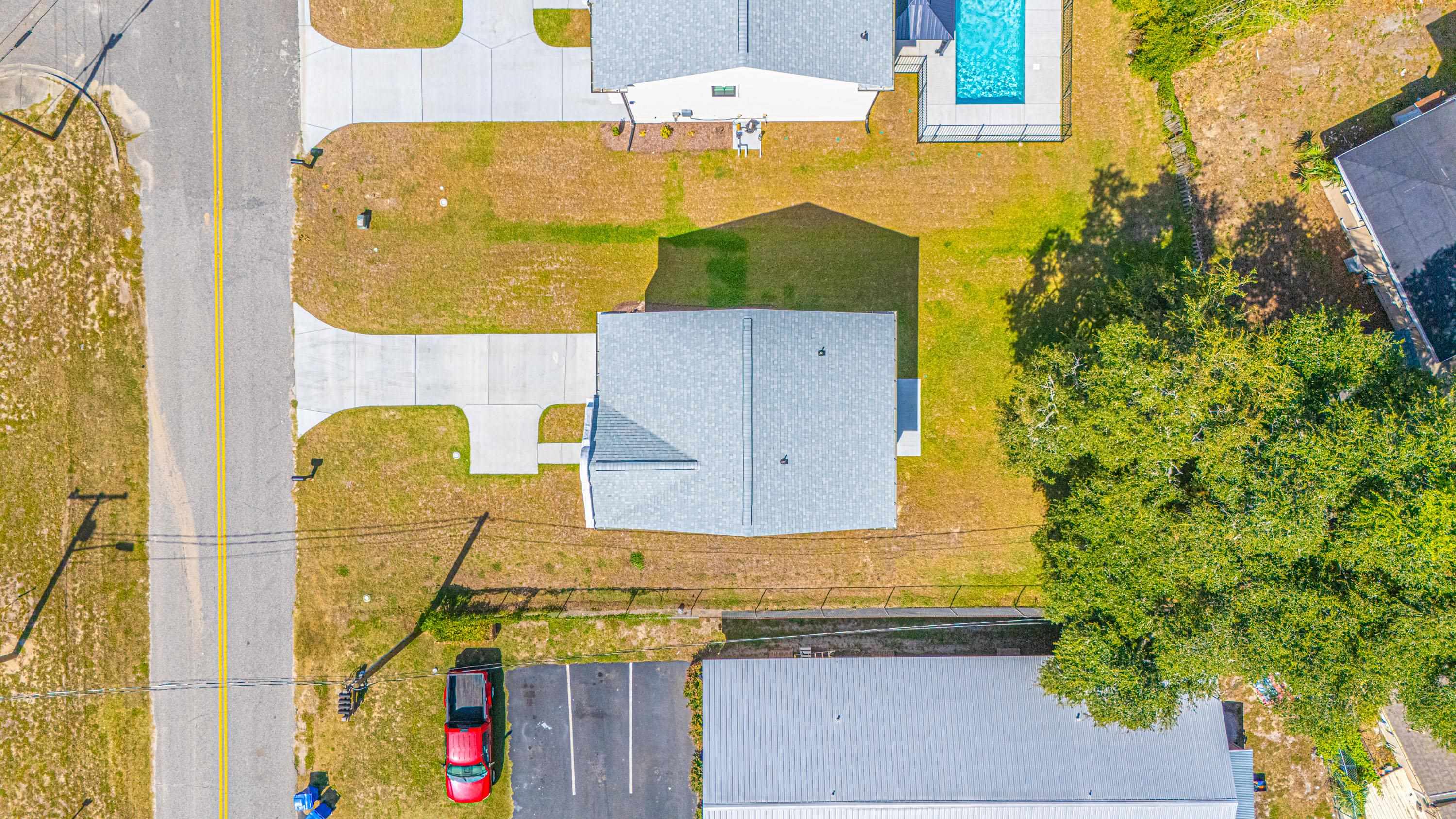 614 B Collins St. Property Photo 48