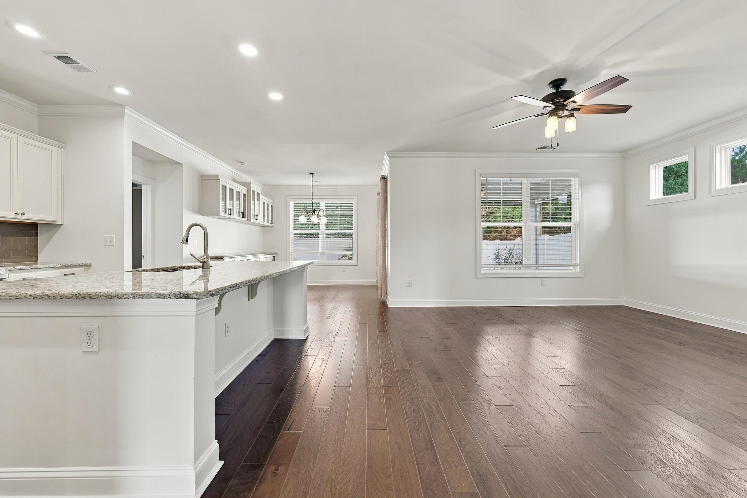 148 Bucky Loop Property Photo 8