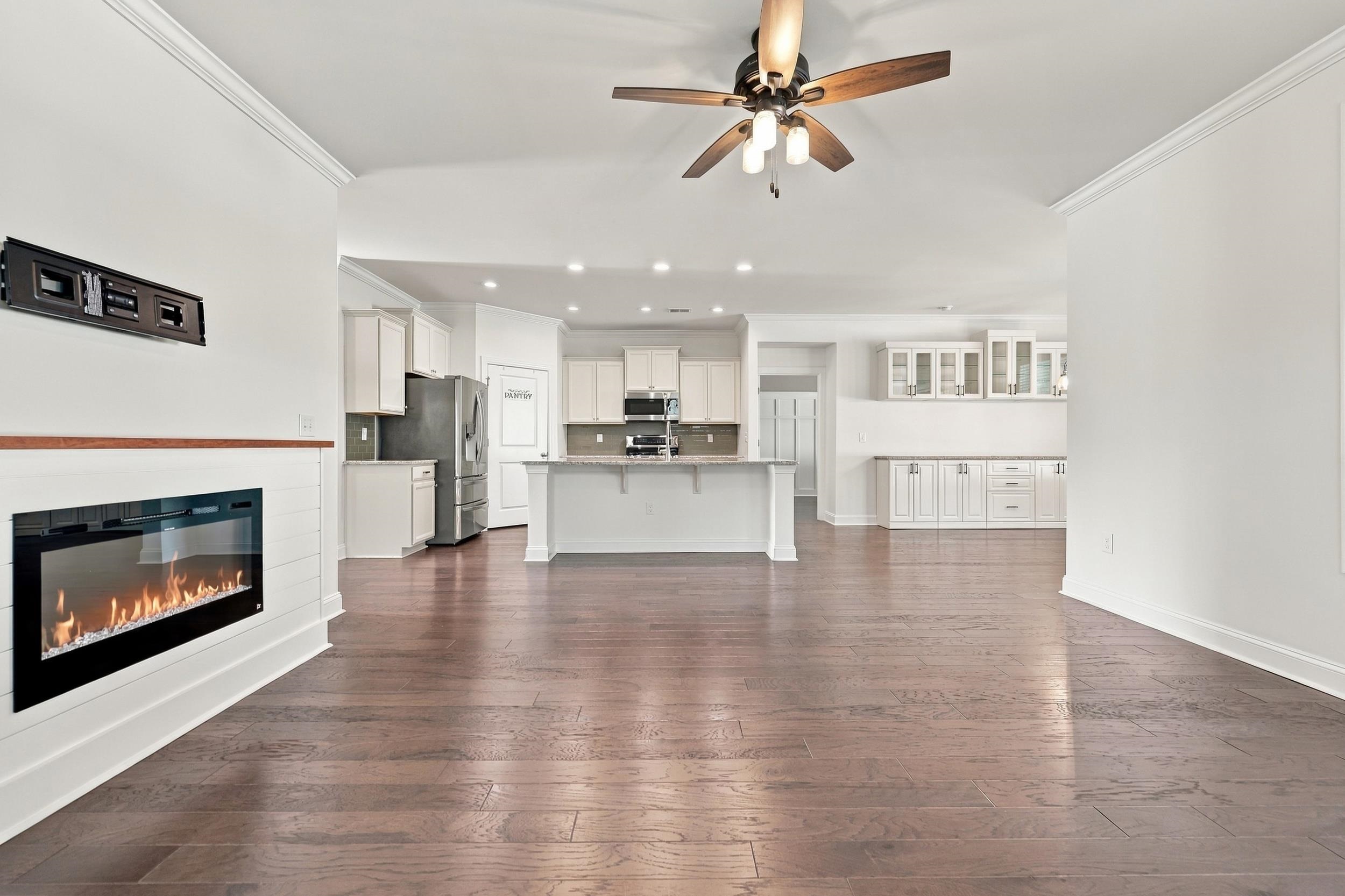 148 Bucky Loop Property Photo 9